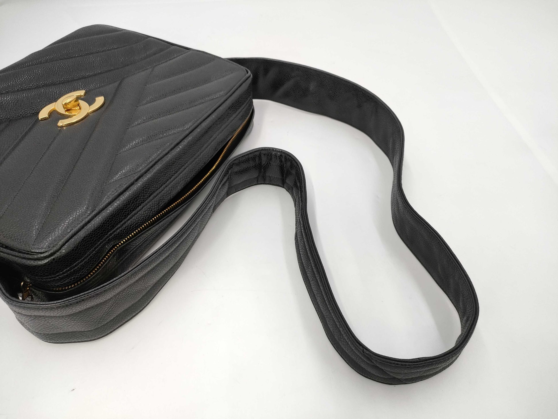 CHANEL CHANEL Shoulder Bag Black Gold Fittings/Coco Ball Caviar Skin Seal Shoulder Bag