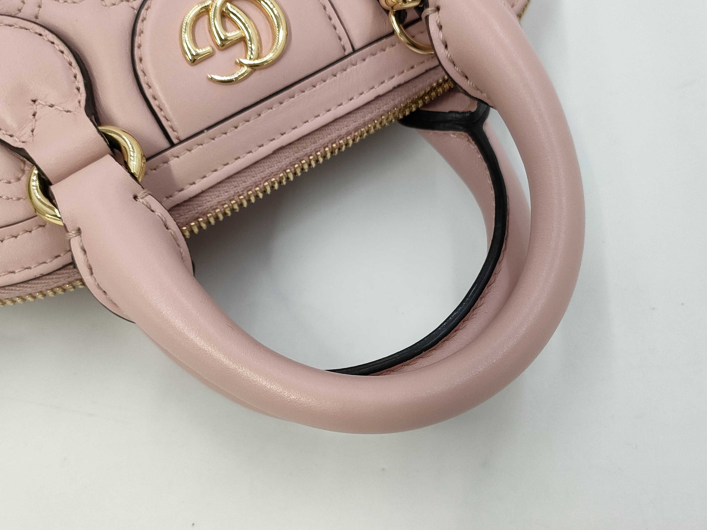 GUCCI GUCCI GG Matlasse Handbag 727793 Light Pink Leather Handbag