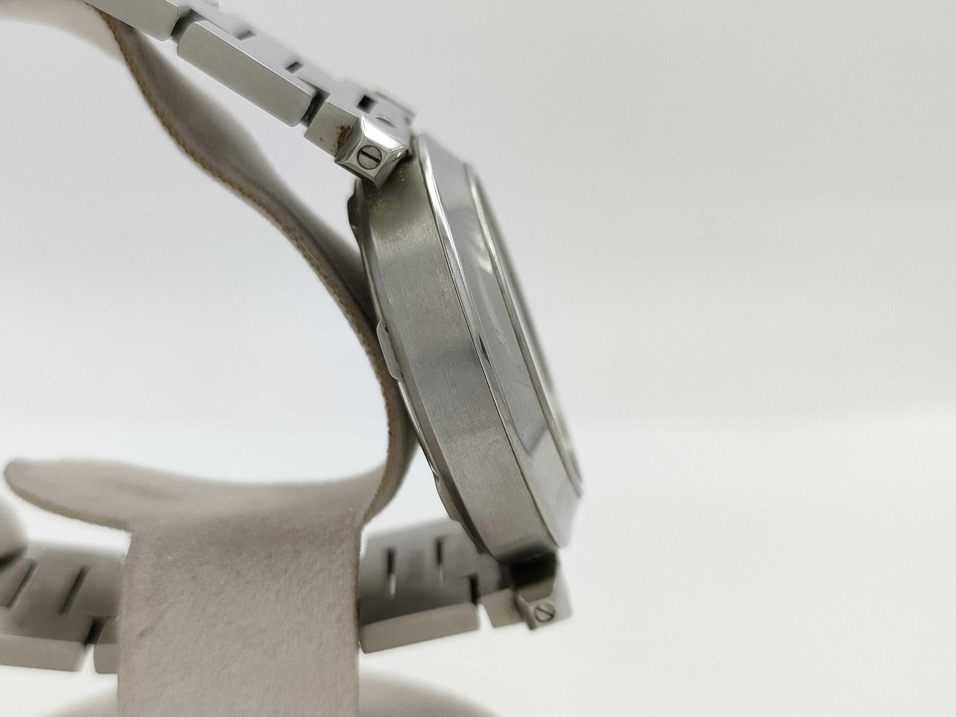 Cartier Pasha C W31055M7 2475 130070PB Automatic Men's Watch