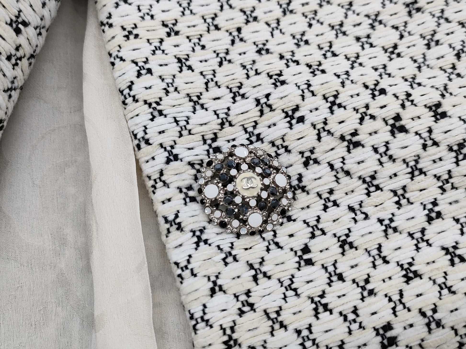 CHANEL Knitted Cardigan Size 36 Cardigan Jacket