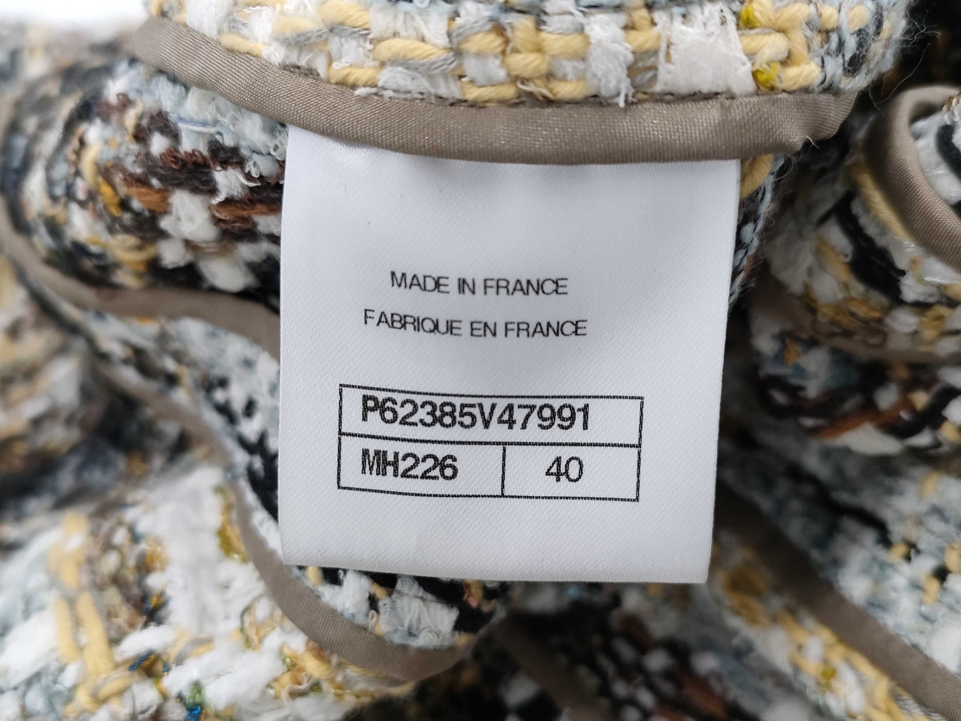 CHANEL Knitted Cardigan Size 40 Cardigan Jacket