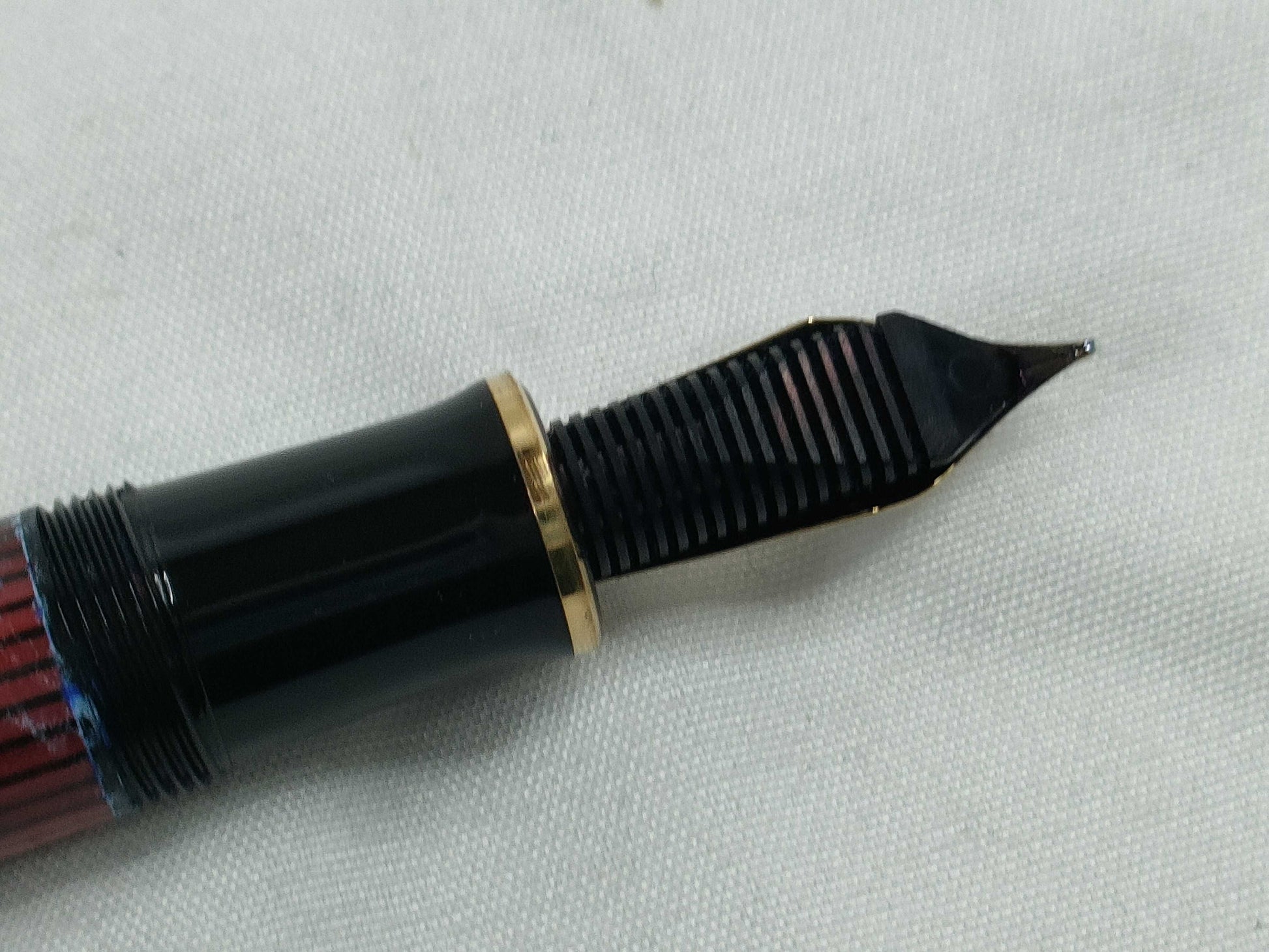 Pelican Souberine Fountain Pen Pen