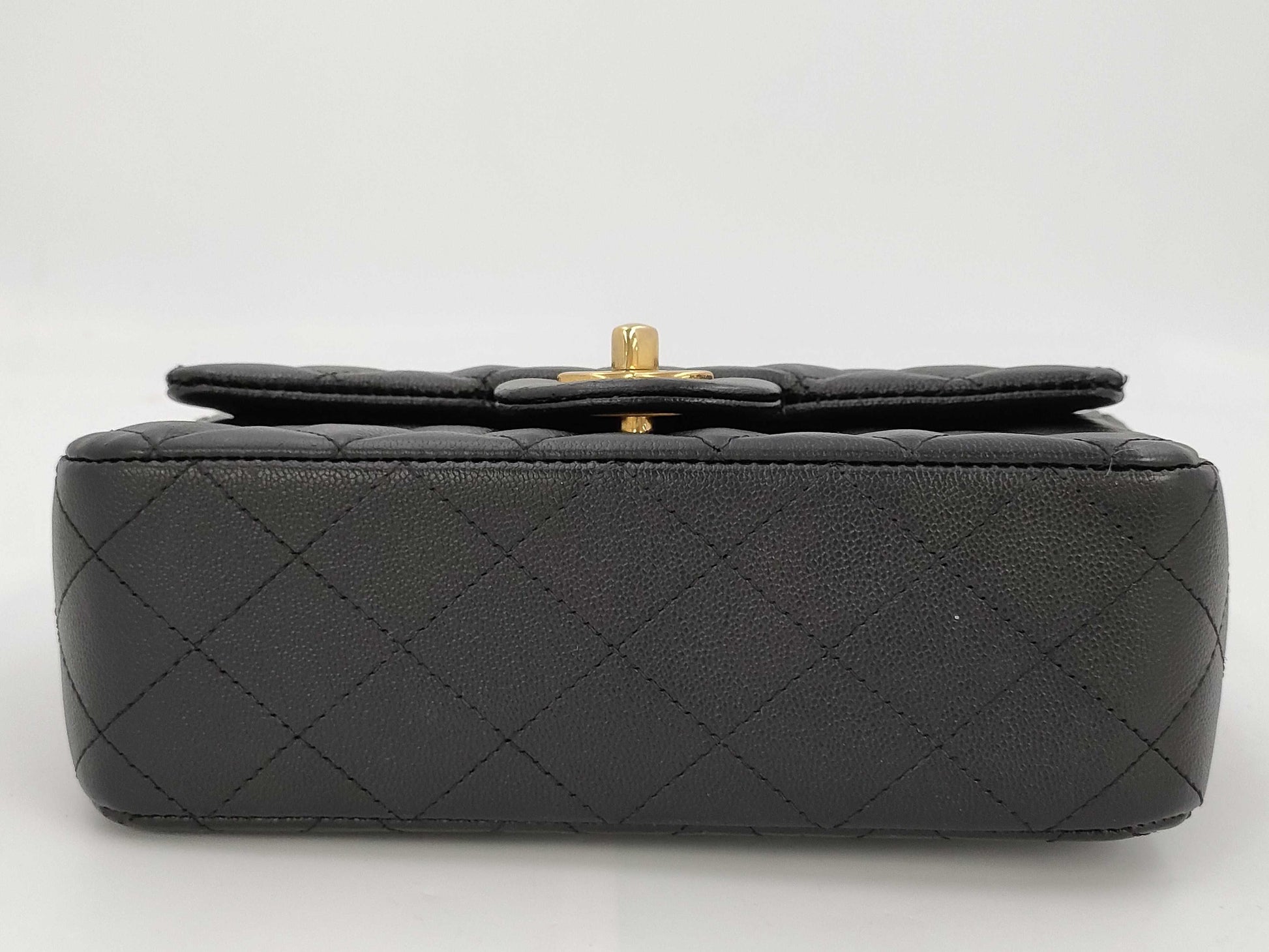 CHANEL CHANEL Top Handle Caviar Skin Gold Fittings 2way Handbag Chain Shoulder Bag Black Black 17th Shoulder Bag