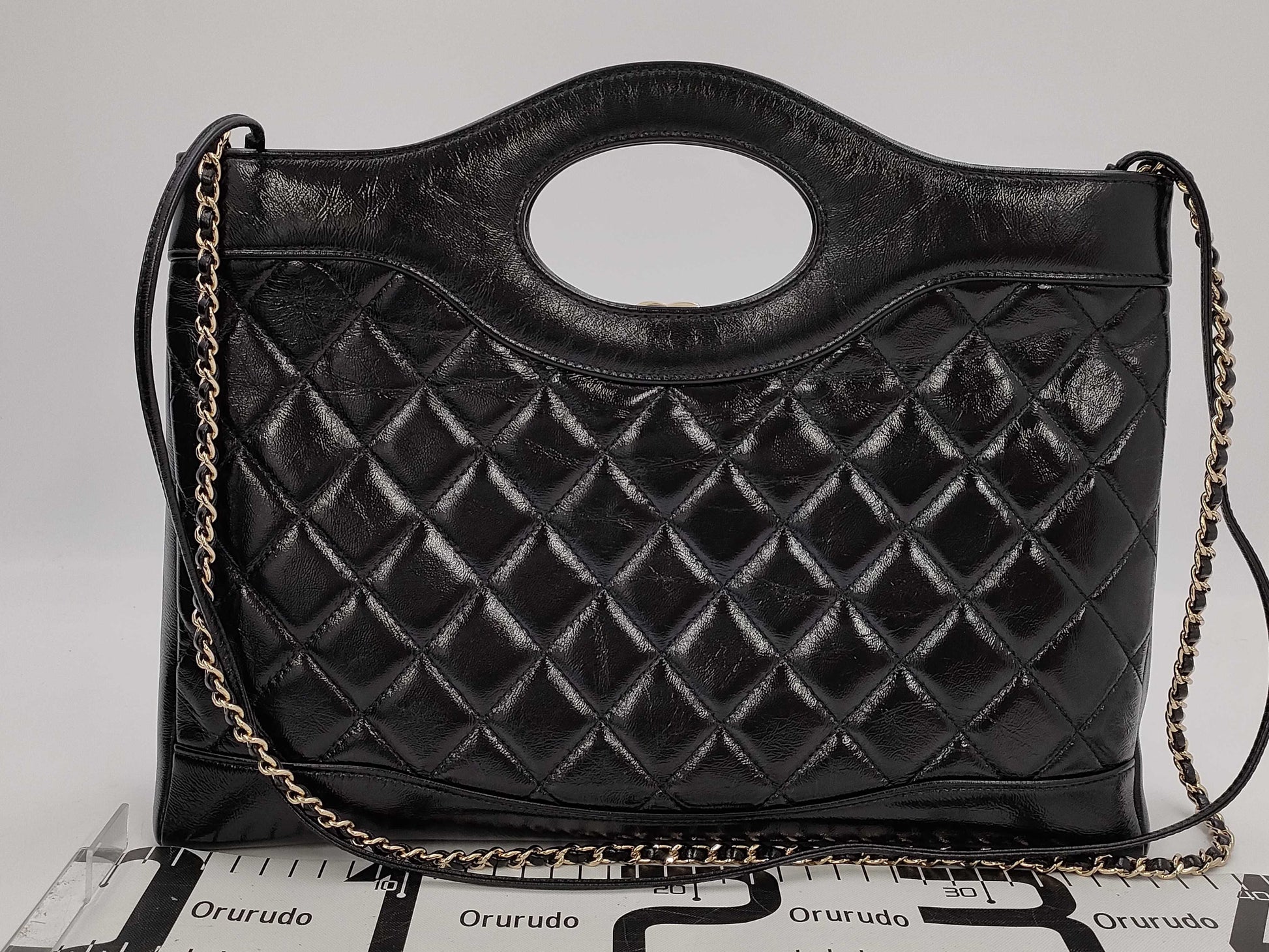 CHANEL 31 Shopping Bag Matlasse Gold Hardware Chain Shoulder Bag Serial Fittings Plate Handbag