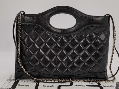 CHANEL 31 Shopping Bag Matlasse Gold Hardware Chain Shoulder Bag Serial Fittings Plate Handbag