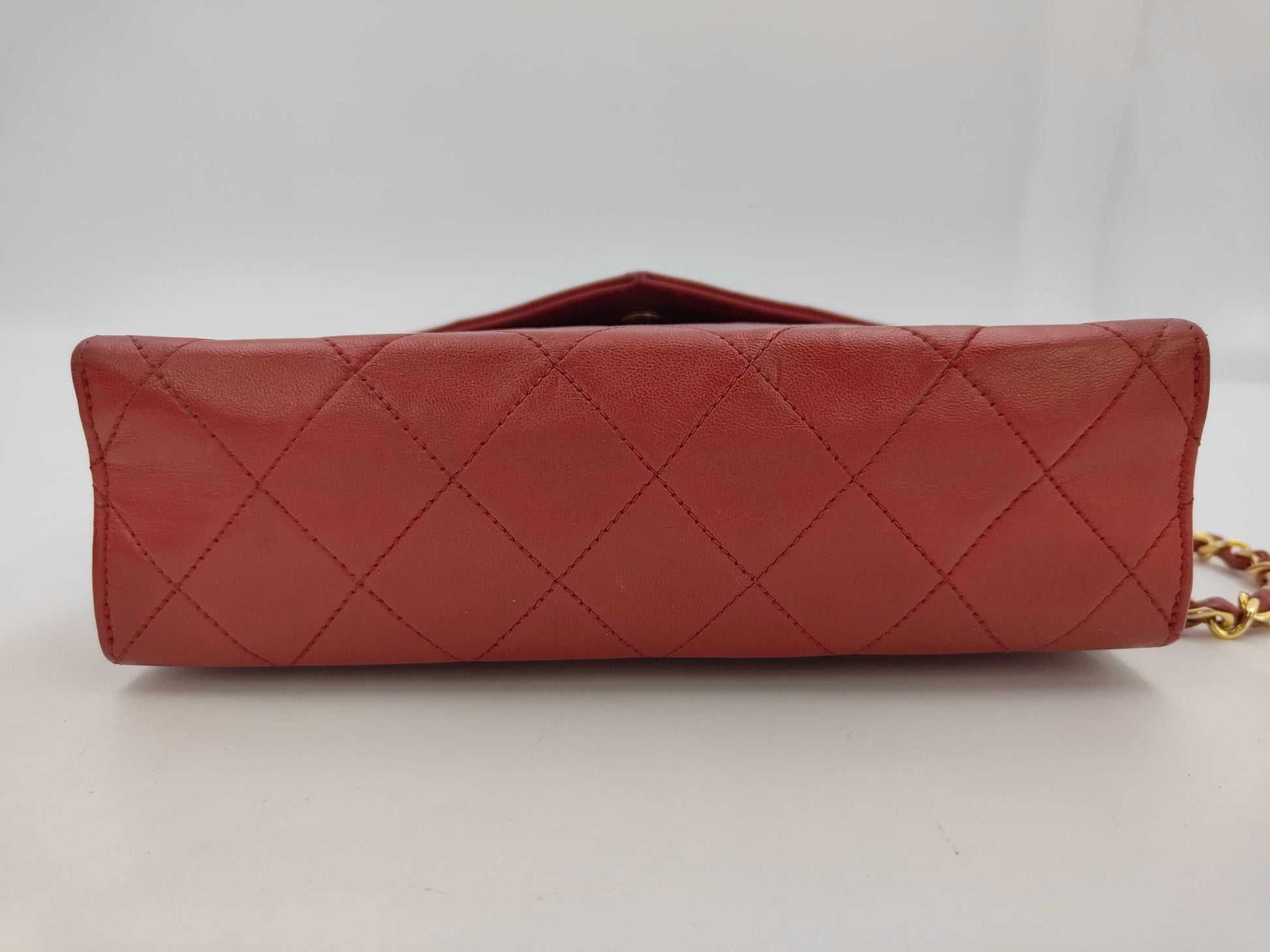 CHANEL Matrasse Pushlock Red Shoulder Bag