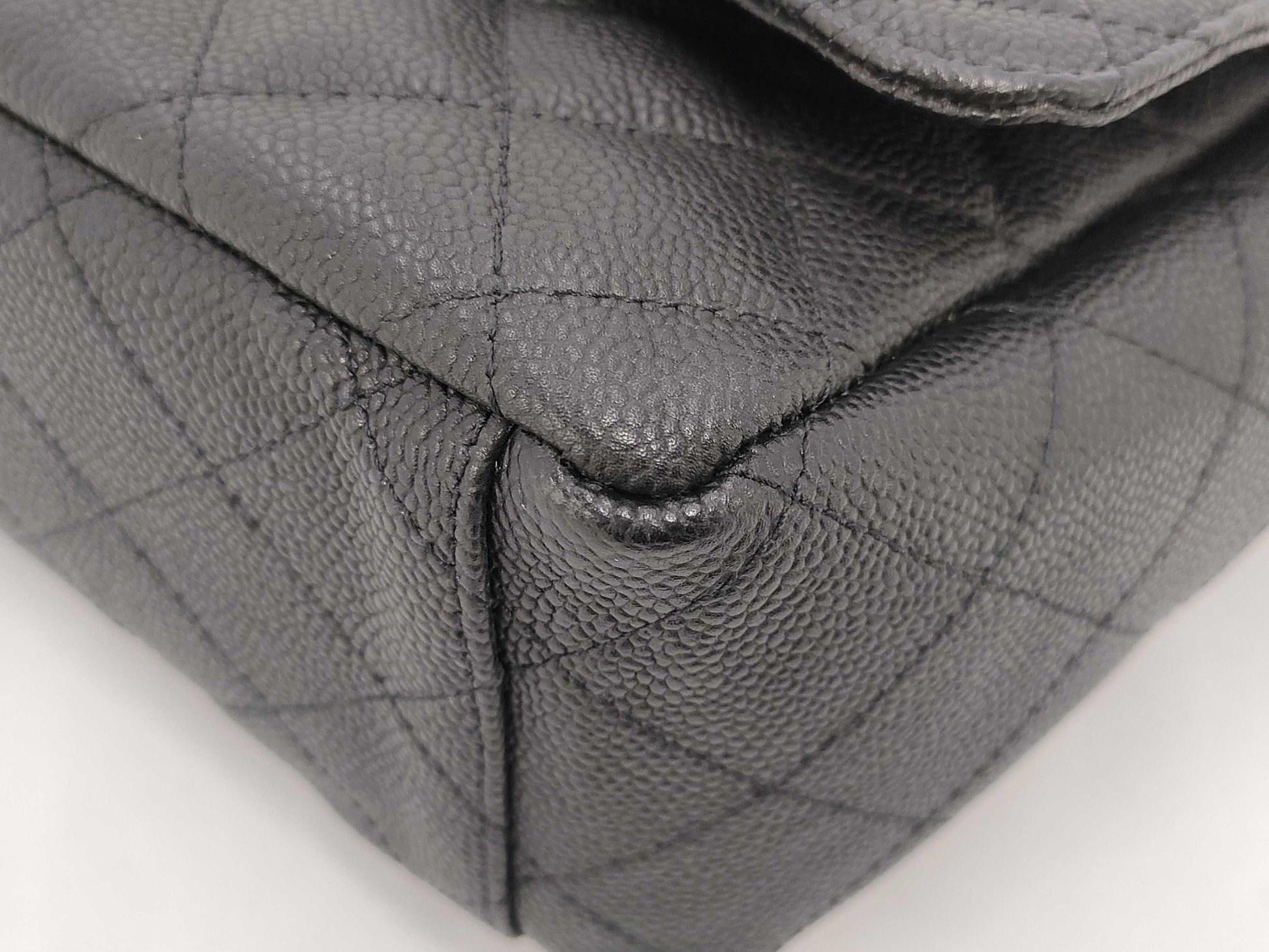 CHANEL Caviar Skin Matlasse Jumbo Shoulder Bag