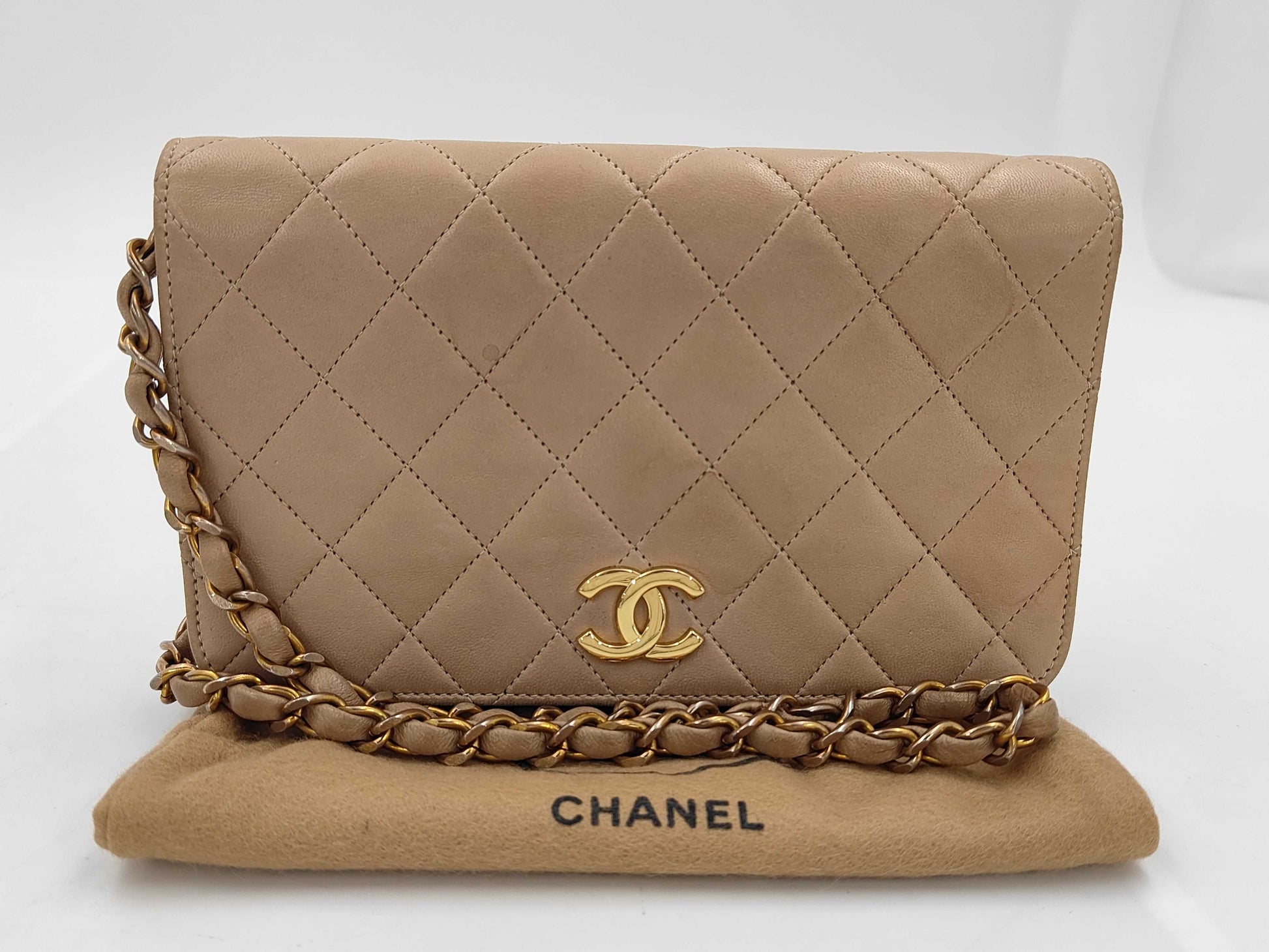 CHANEL Pushlock Matlasse Shoulder Bag