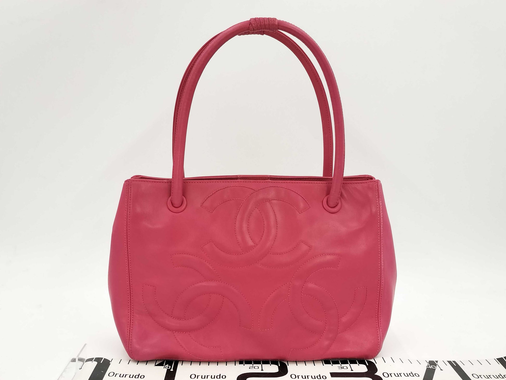 CHANEL Leather Tote Tote Bag