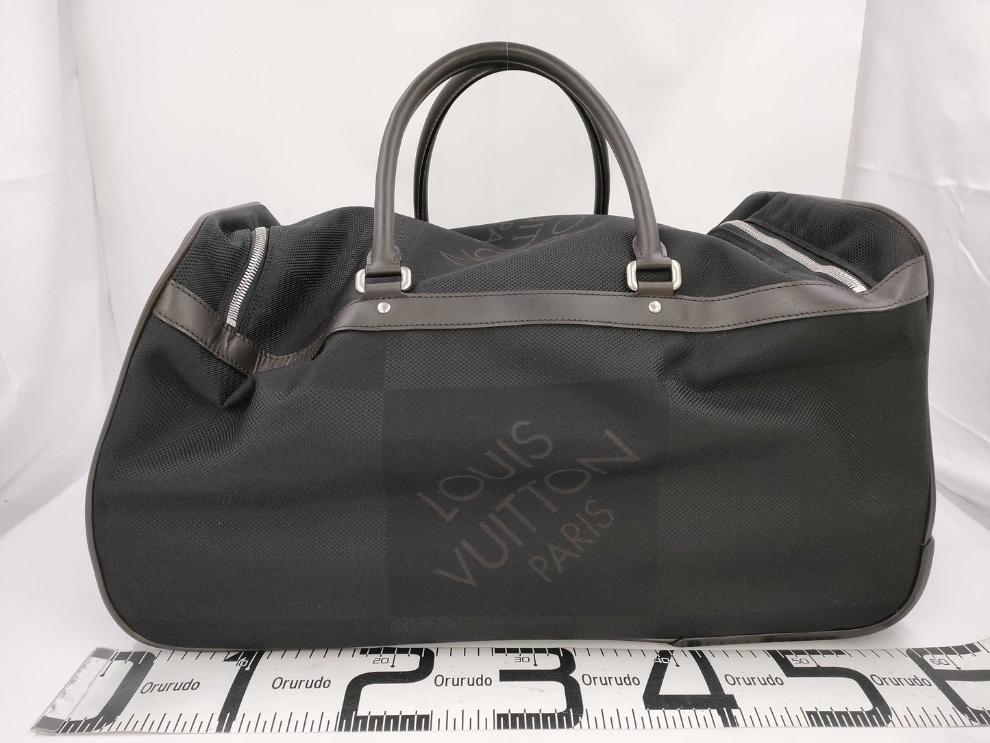LOUIS VUITTON Damierjean Eol 60 Suitcase