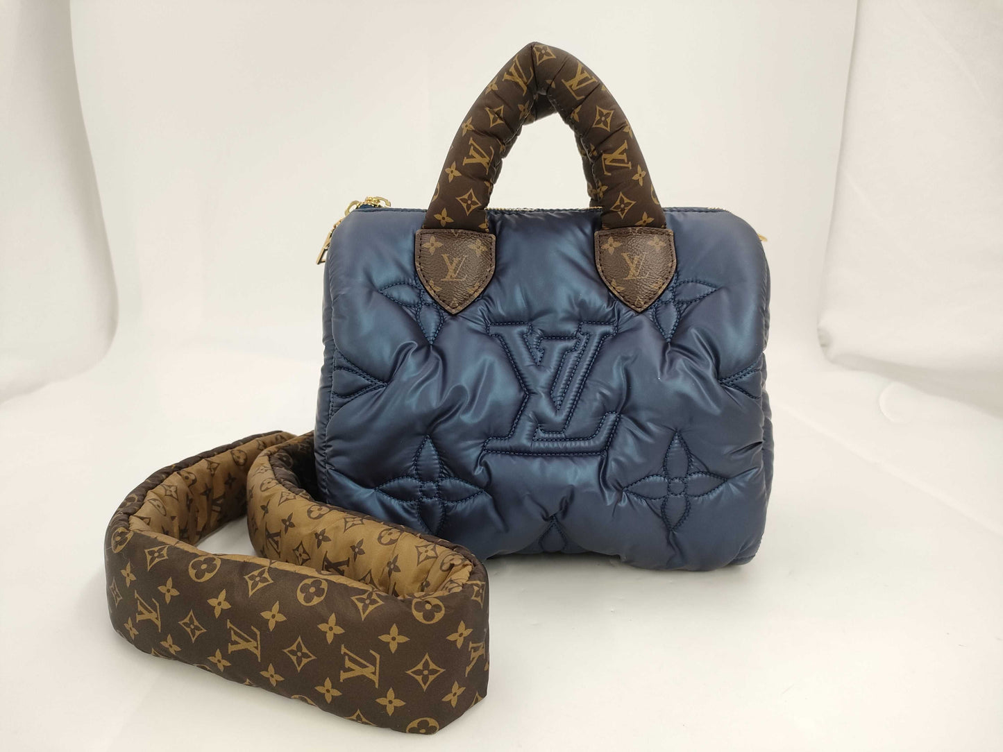LOUIS VUITTON LV Pillow Speedy Bandriere 25 Handbag
