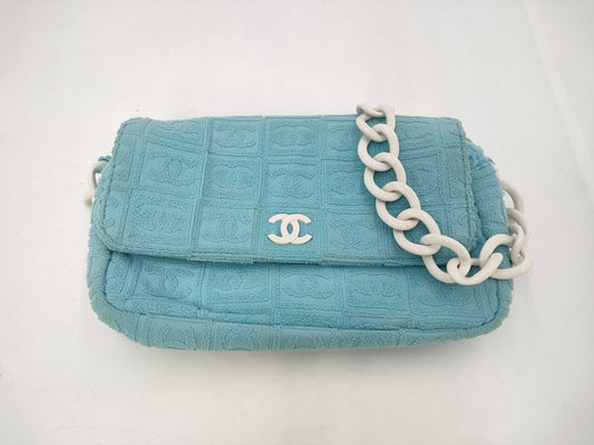 CHANEL Pile Plastic Chain Shoulder Bag