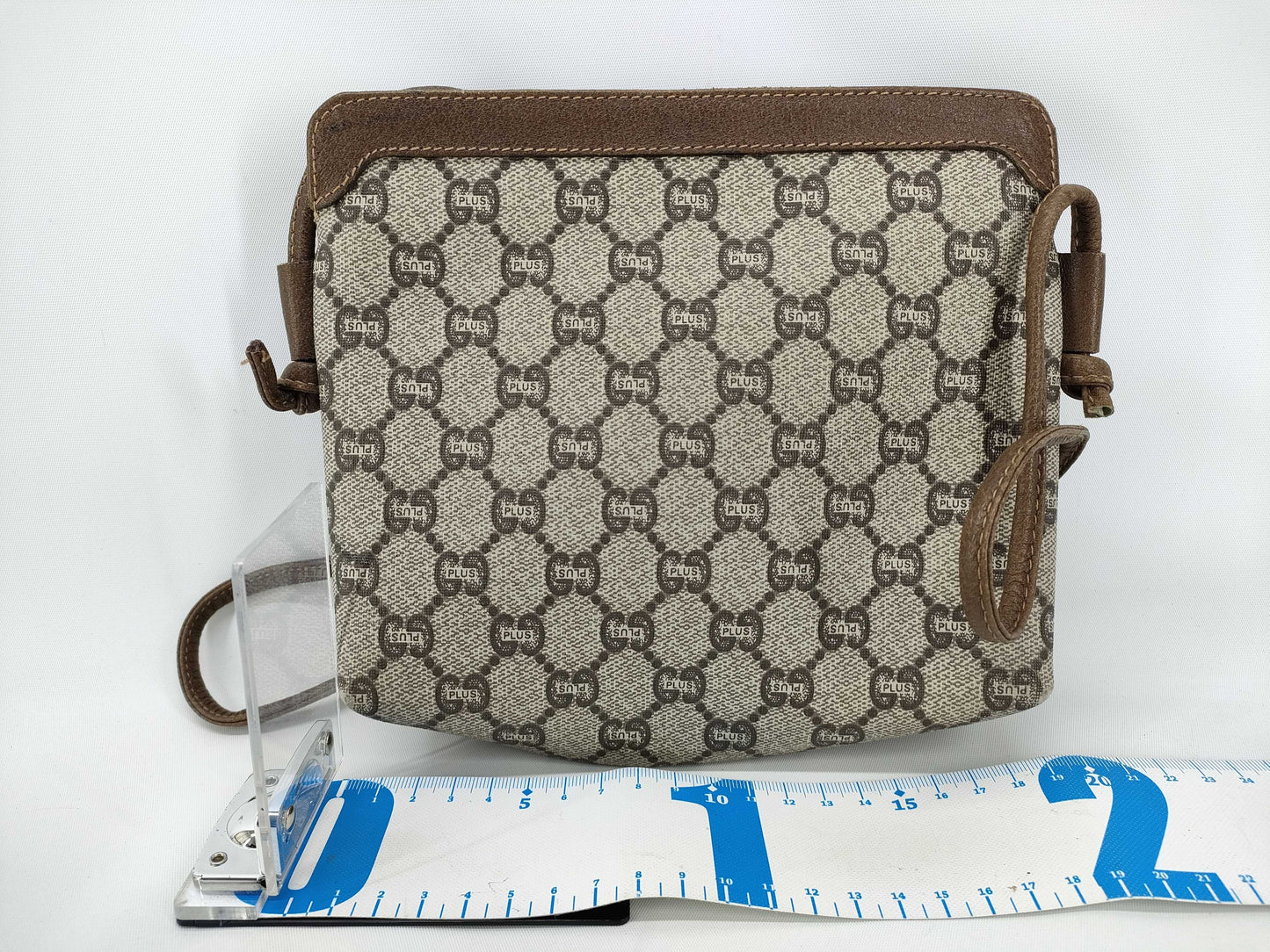 GUCCI GG Supreme Gucci Old Gucci GG Plus Shoulder Bag Beige