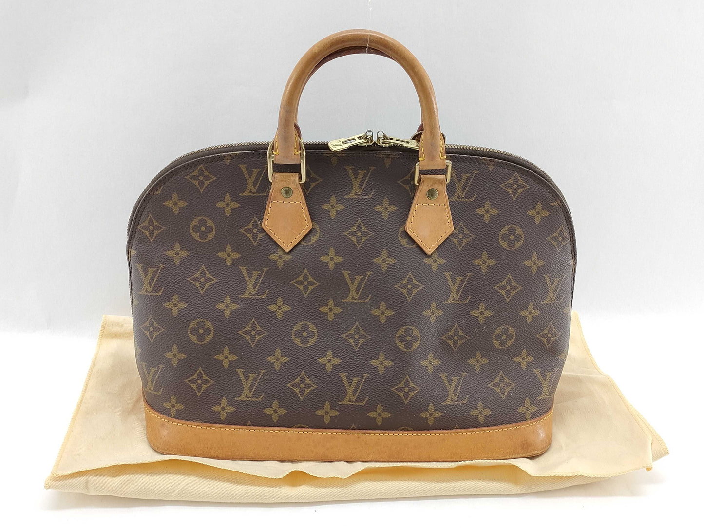 LOUIS VUITTON Monogram Monogram ALMA M51130 Handbag