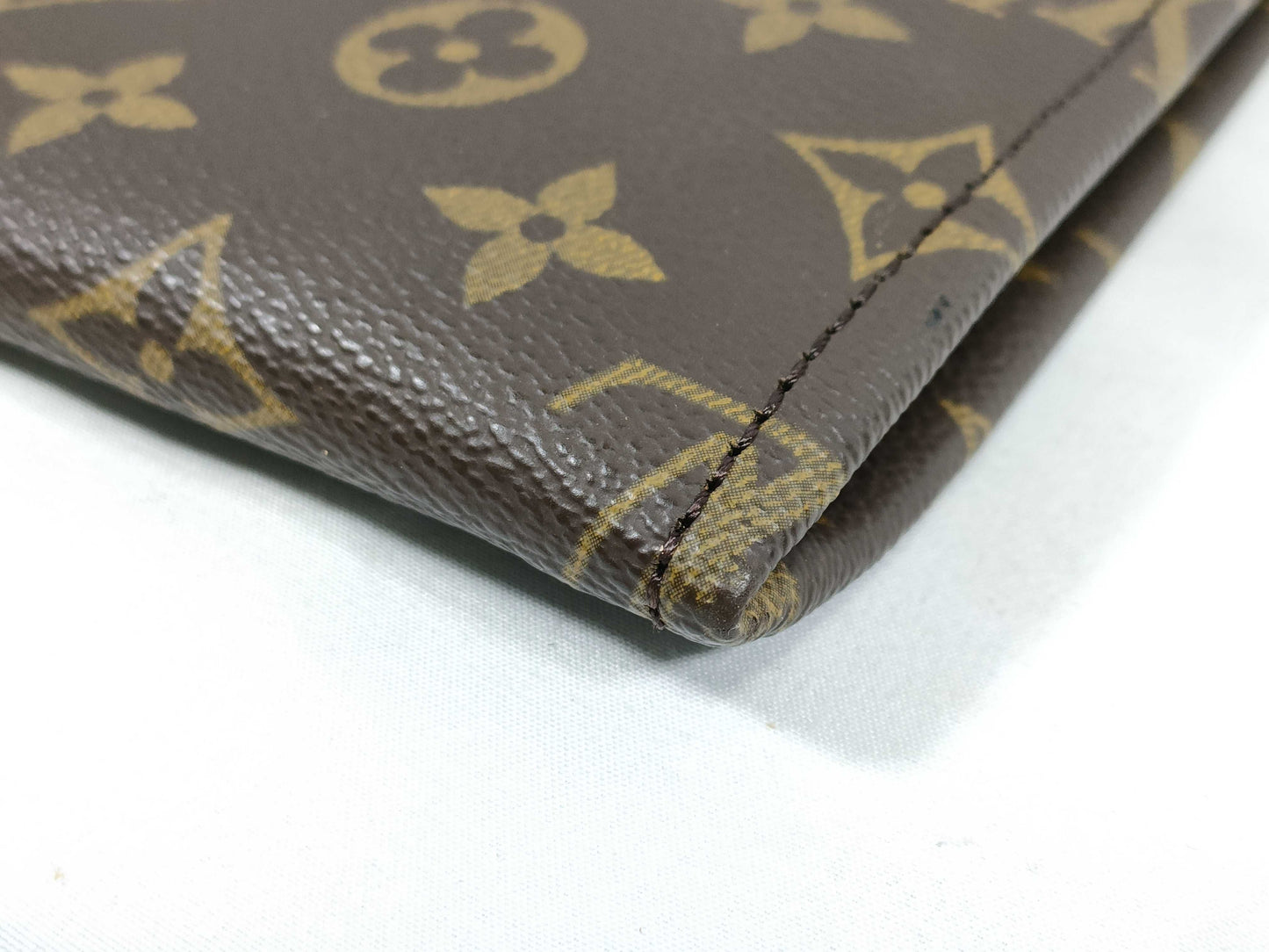 LOUIS VUITTON Monogram Monogram Pochedocuman M53456 Clutch Bag