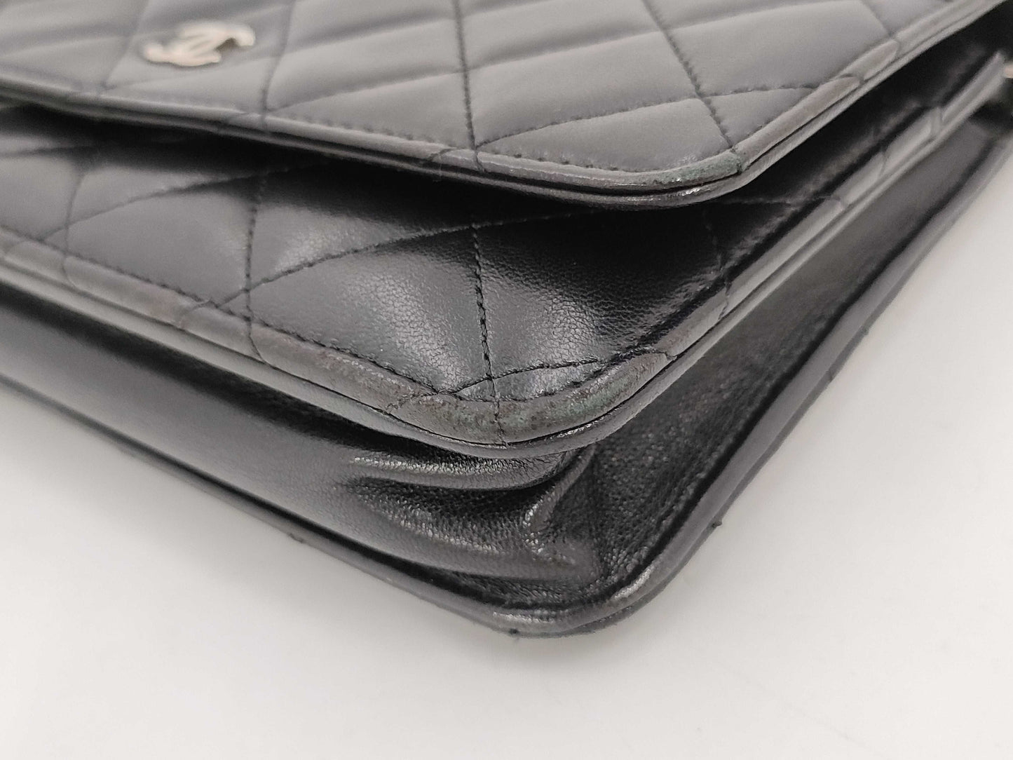 CHANEL Matlasse Chain Wallet Lambskin Shoulder Bag