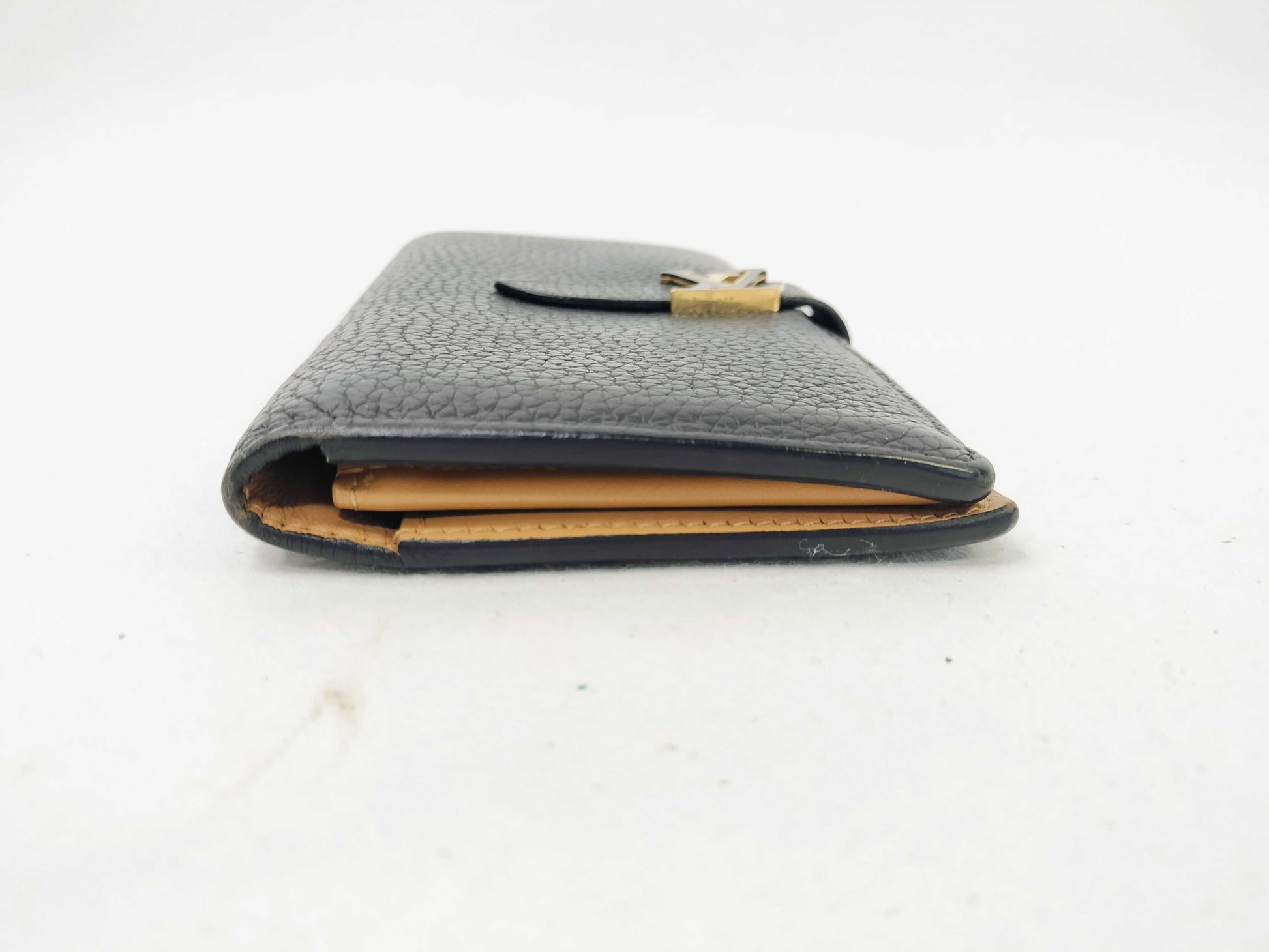 LOUIS VUITTON LV Vertical Wallet Noir M81330 Wallet