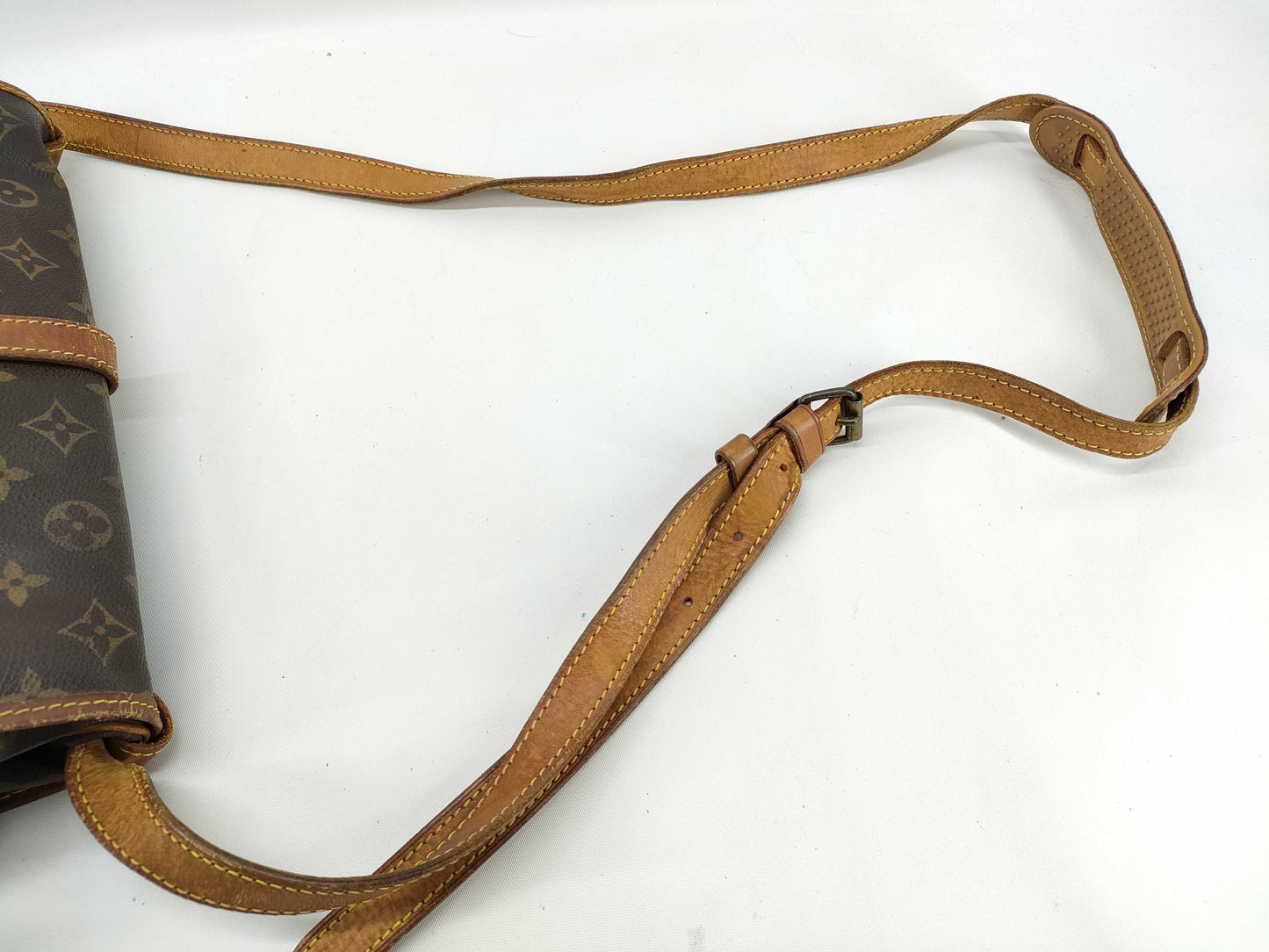 LOUIS VUITTON Monogram Vuitton Saumur Shoulder Bag