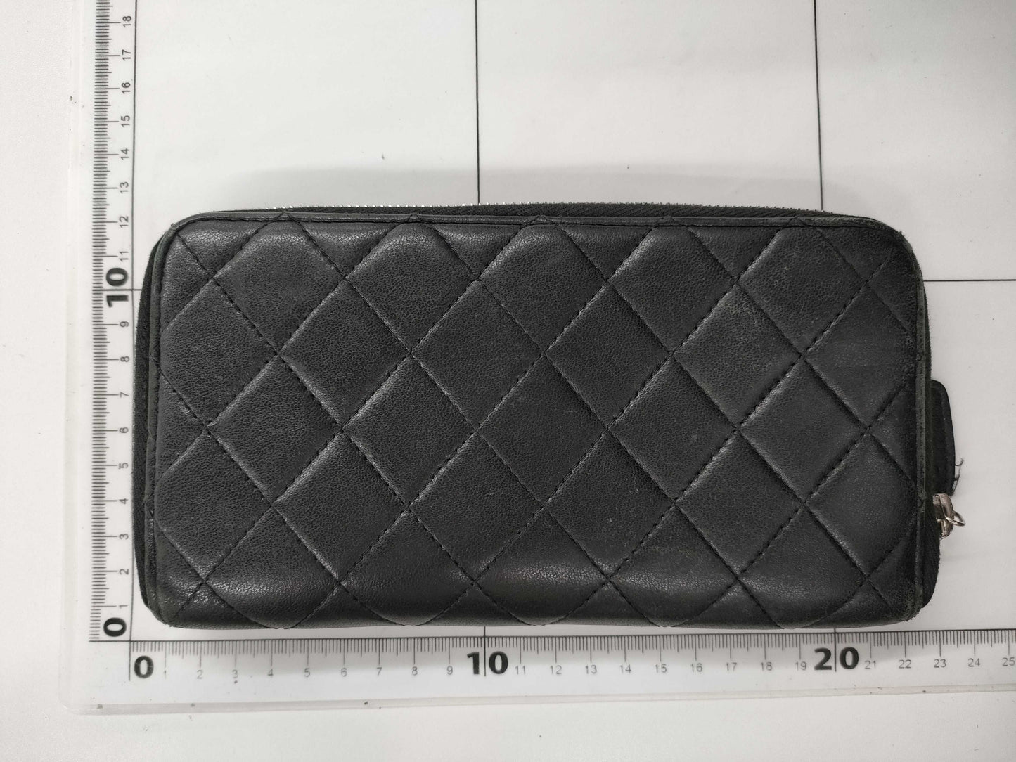 CHANEL Matelasse Round Zip Long Wallet, Lambskin, 15 Series