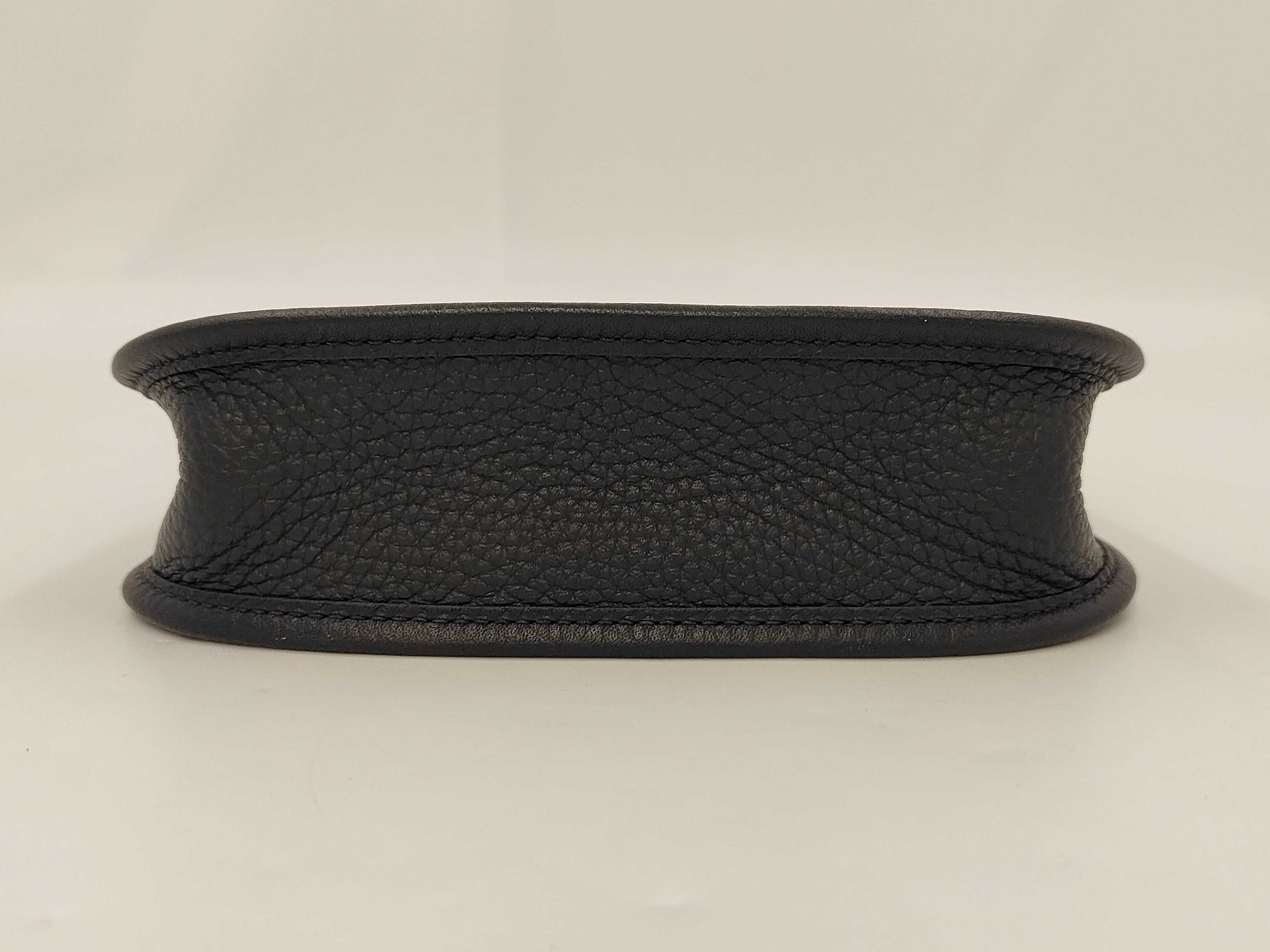 HERMES Evelyn TPM Black Trial Clemence SV Hardware W Engraved Shoulder Bag