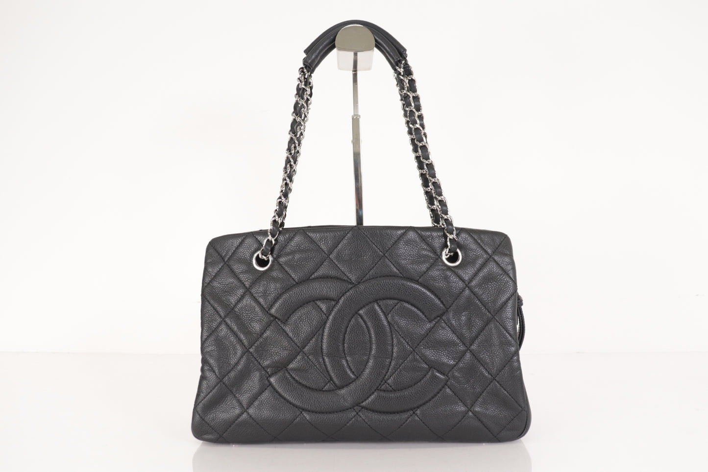 CHANEL Caviar Big Coco Chain Tote 14th Tote Bag