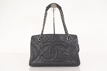 CHANEL Caviar Big Coco Chain Tote 14th Tote Bag