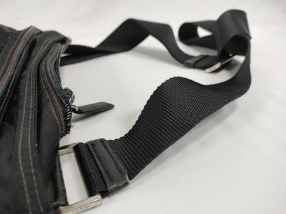 PRADA Nylon Nylon Black Triangle Logo Plate No Gusset White Tag Zipper: LAMPO Shoulder Bag