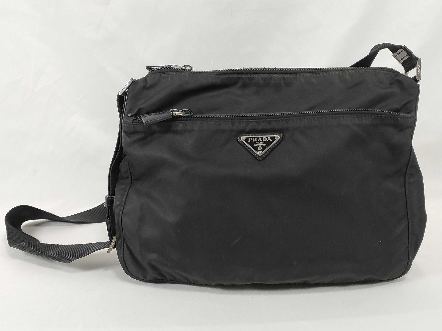PRADA Nylon Nylon Black Triangle Logo Plate White Tag Zipper: LAMPO Shoulder Bag