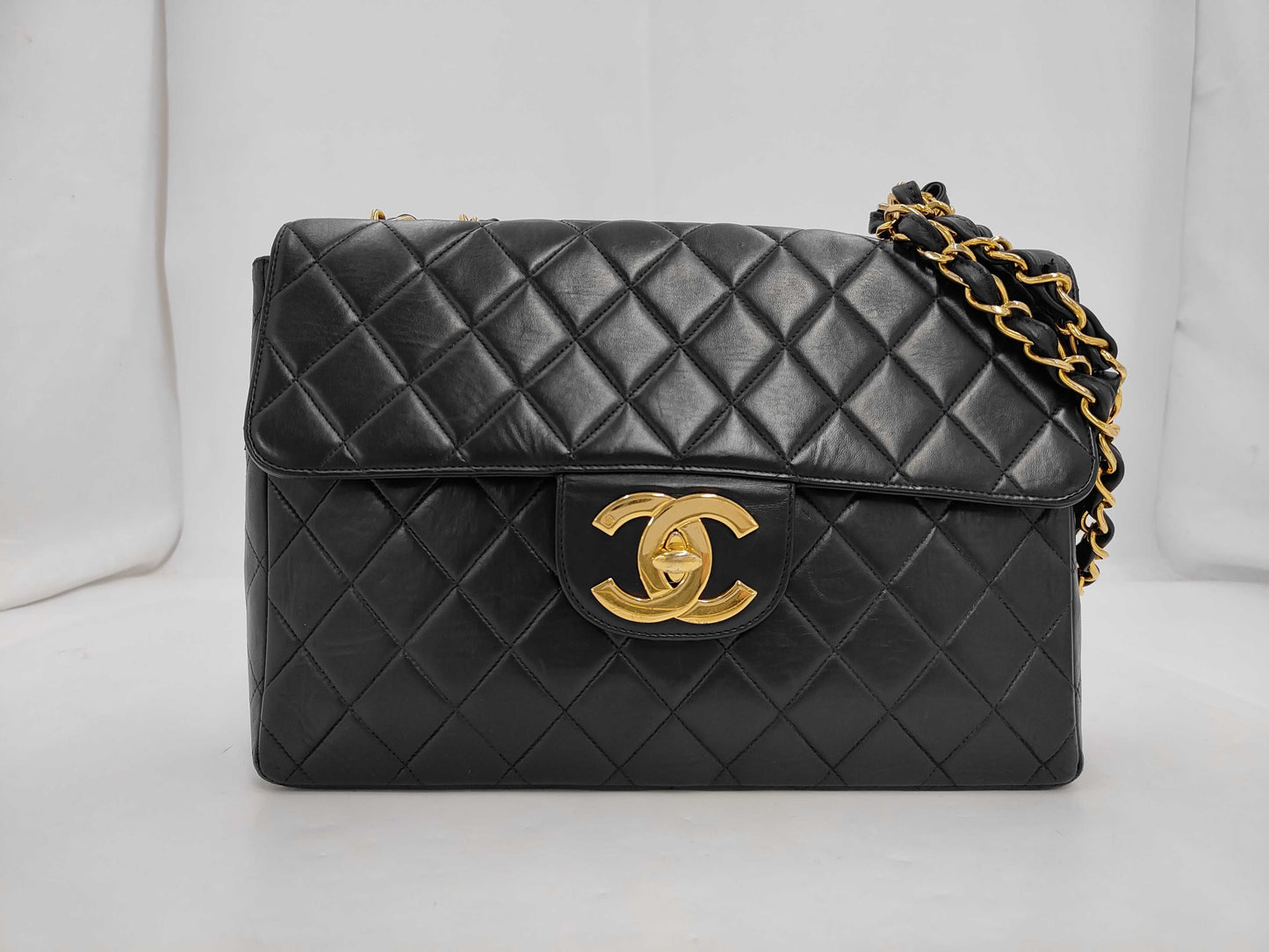 CHANEL Deca Matelasse 30 Shoulder Bag, Black, G Hardware