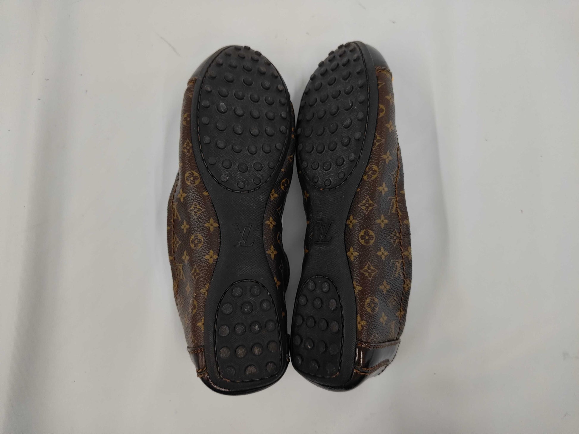 LOUIS VUITTON Vuitton Monogram Pumps 37 Pumps