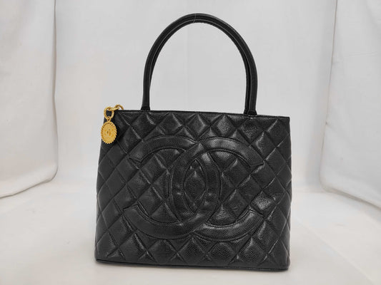 CHANEL Matelasse Reissue Tote Bag in Caviar Leather, Black with Gold Hardware