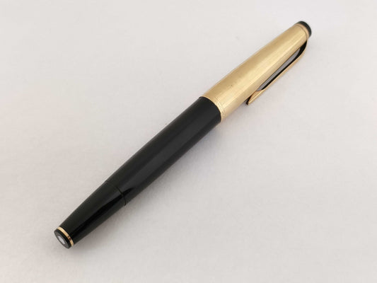 MONTBLANC Meisterstück No. 74 Fountain Pen, Resin and Metal, Black and Gold