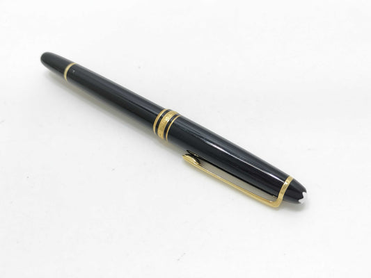 MONTBLANC Meisterstück Fountain Pen, Resin x 14K , Black x Gold
