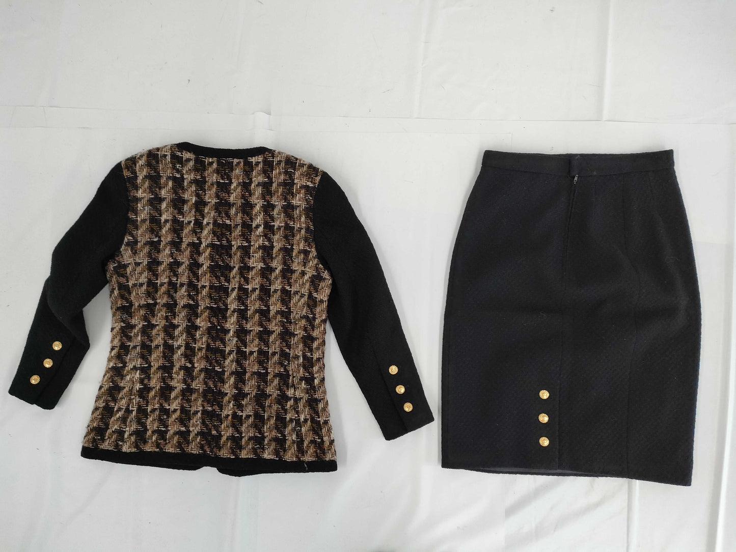 CHANEL Fall/Winter Jacket and Skirt Tweed Set, Wool and Acrylic, Black and Brown Multi, #34 Other Apparel