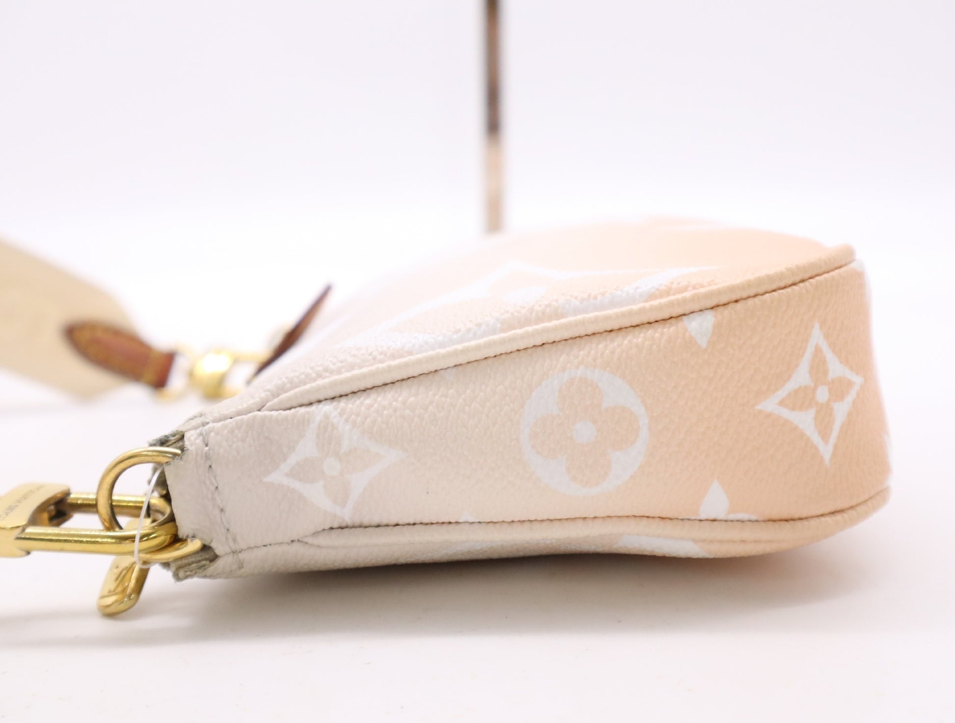 LOUIS VUITTON LOUIS VUITTON Myrti Pochette Accessoir M57634 Storage Bag Shoulder Bag