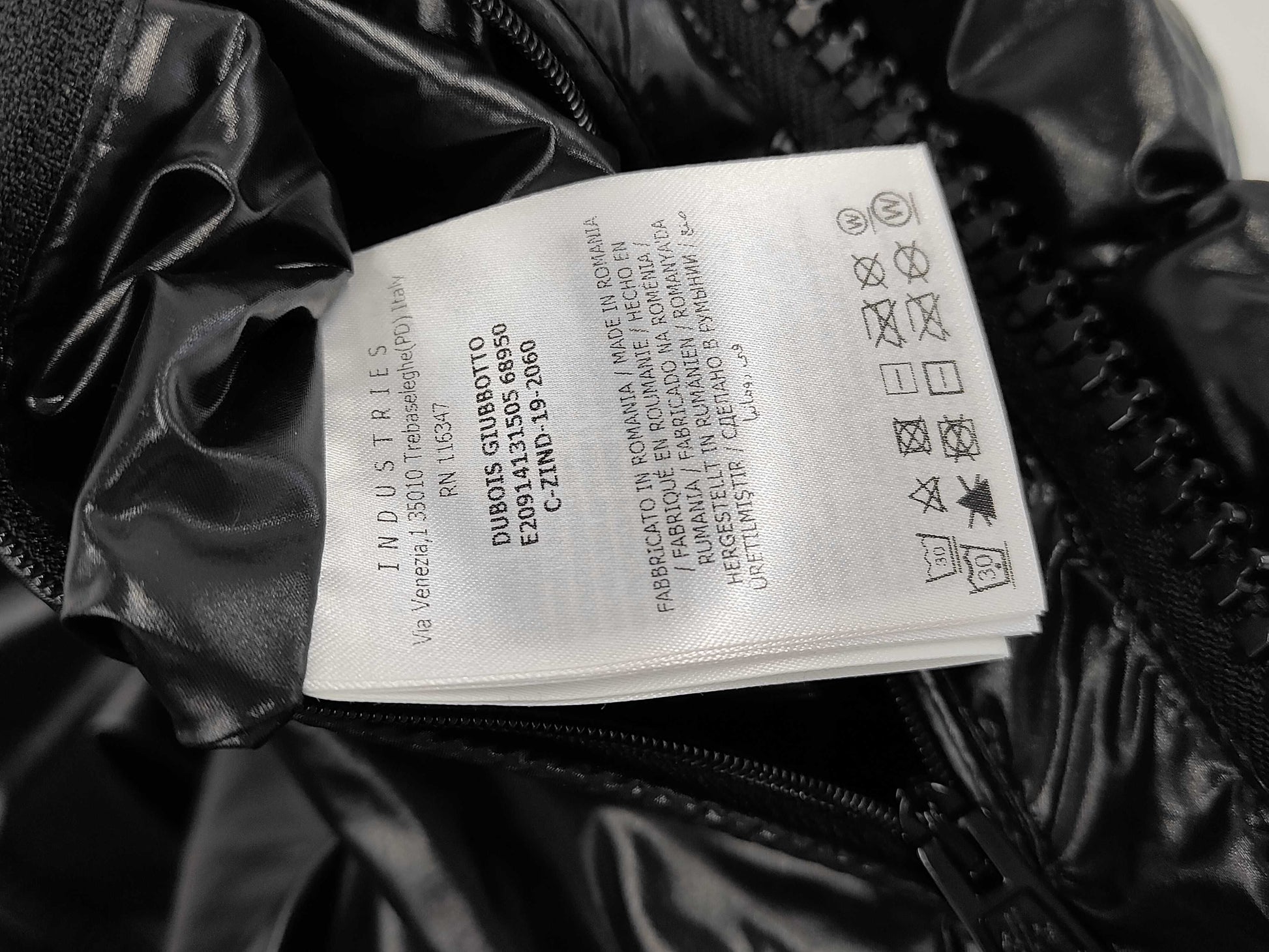 MONCLER MONCLER JADE GIUBBOTTO Jacket Down Size 3 E20914131505 68950 Jacket