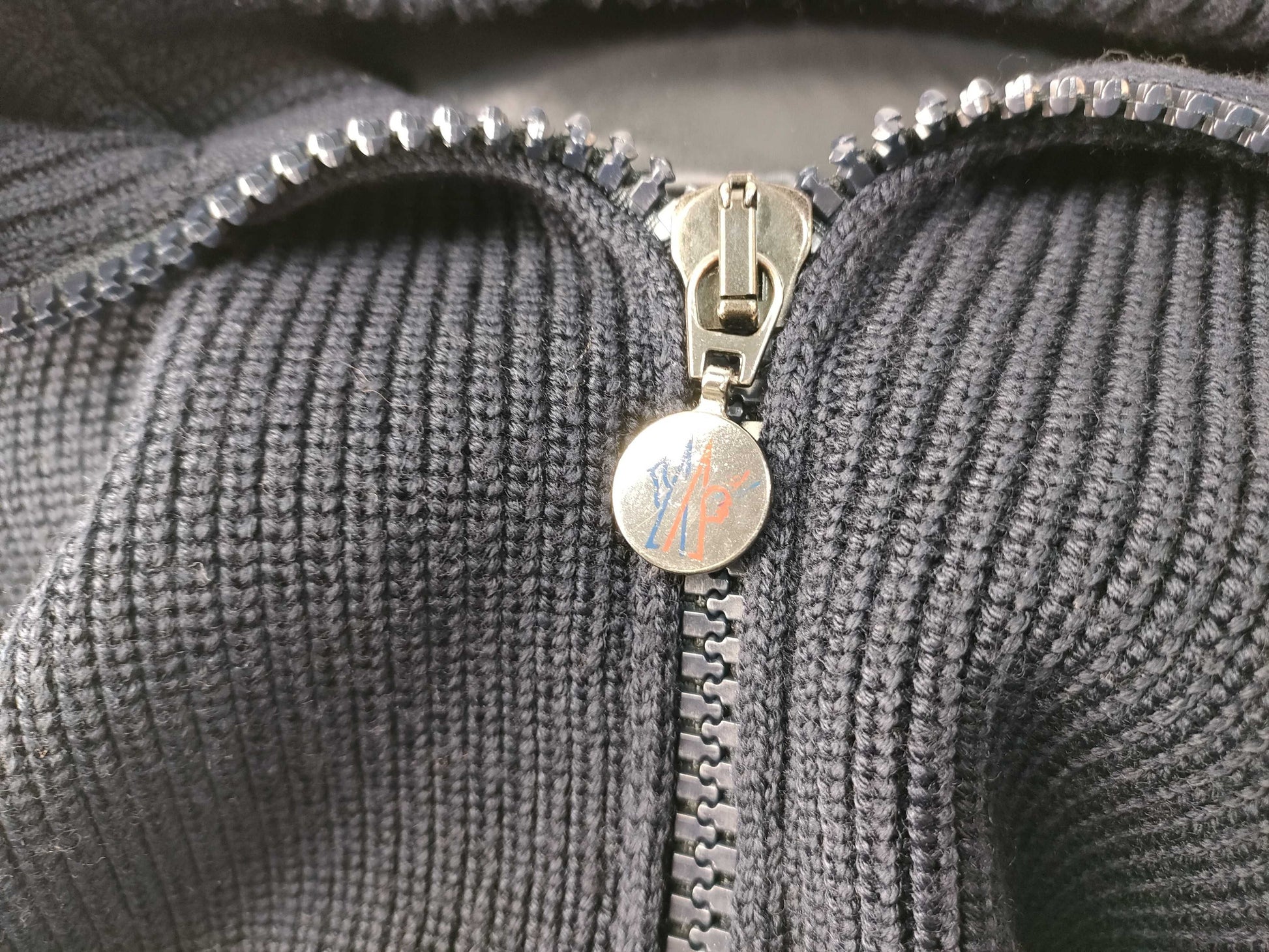 MONCLER MAGLIONE TRICOT CARDIGAN Knit and Down Jacket