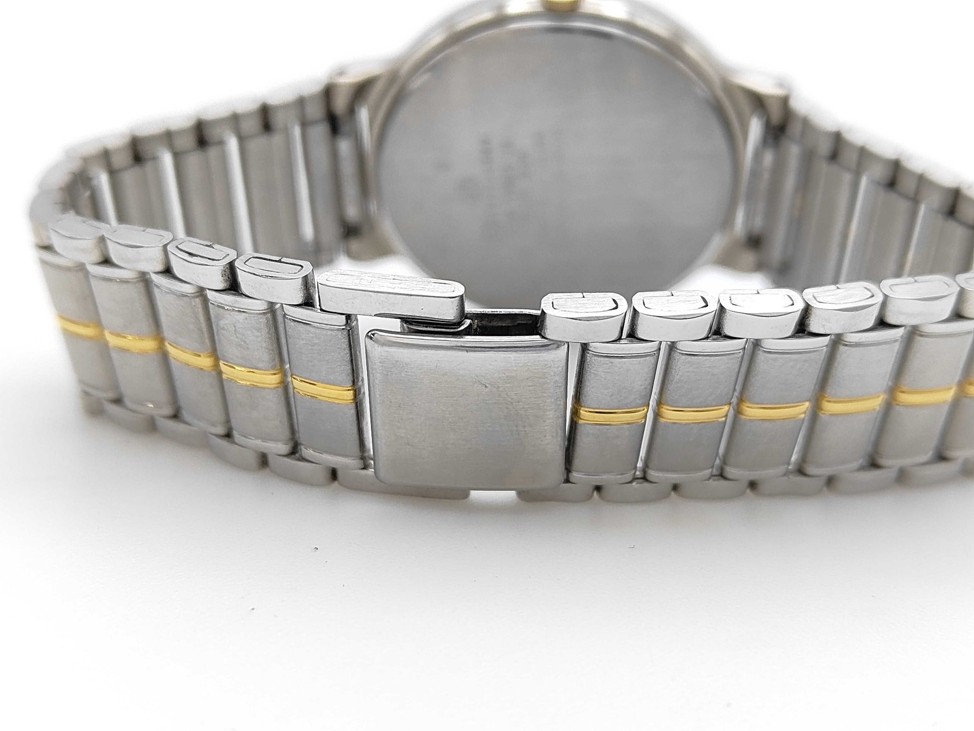 SEIKO V801-111A 0D1545 Quartz Women's Watch