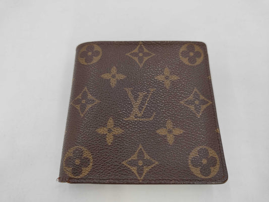 LOUIS VUITTON LV Marco Wallet
