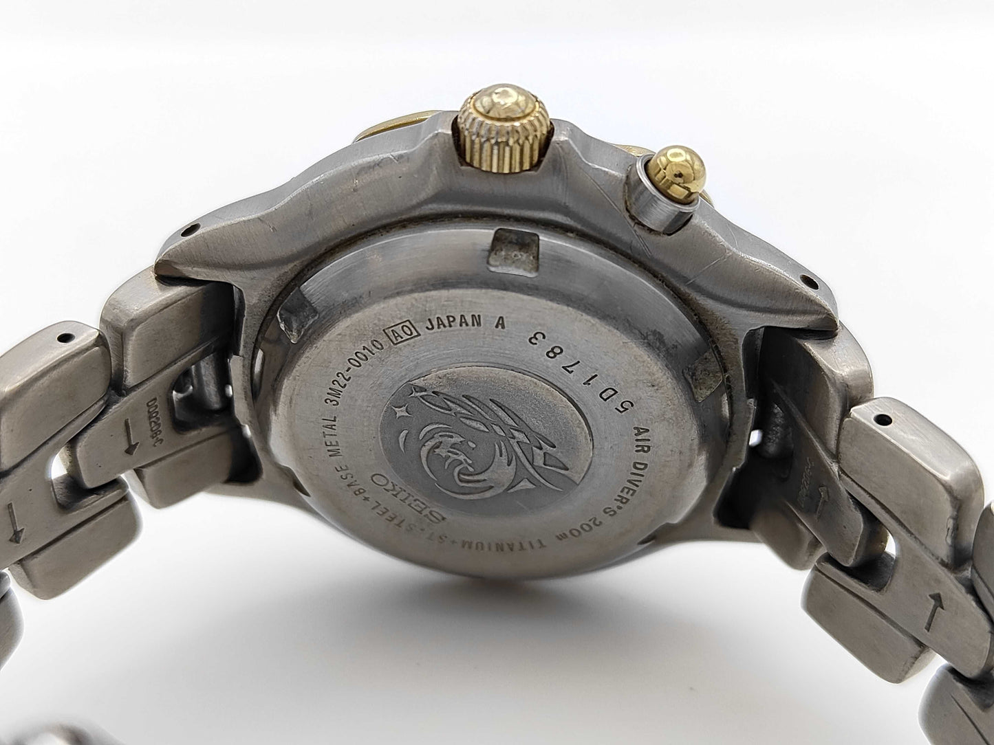 SEIKO 3M22-0010 5D1783 Quartz Men's Watch