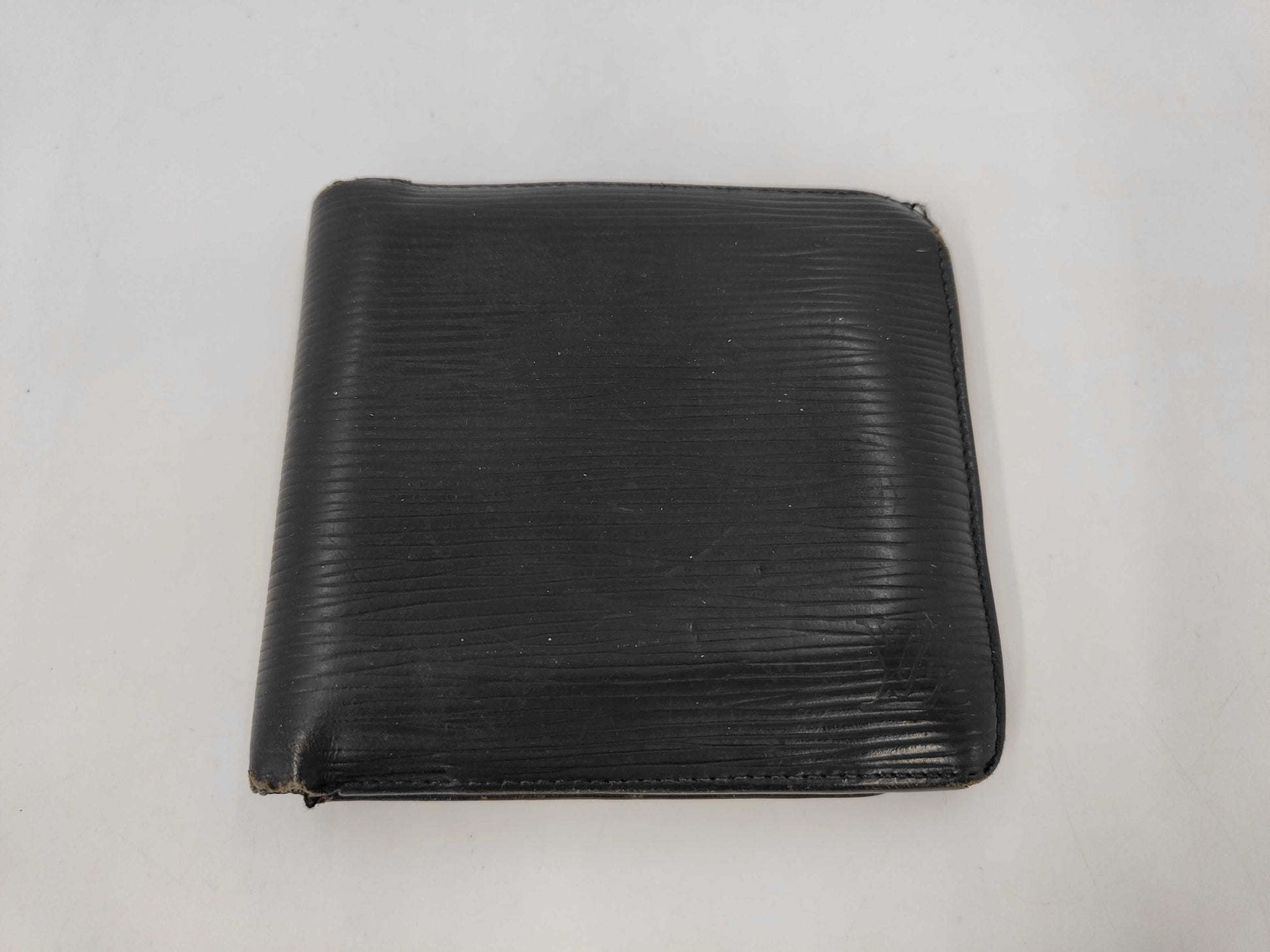 LOUIS VUITTON LV Epi Marco Wallet