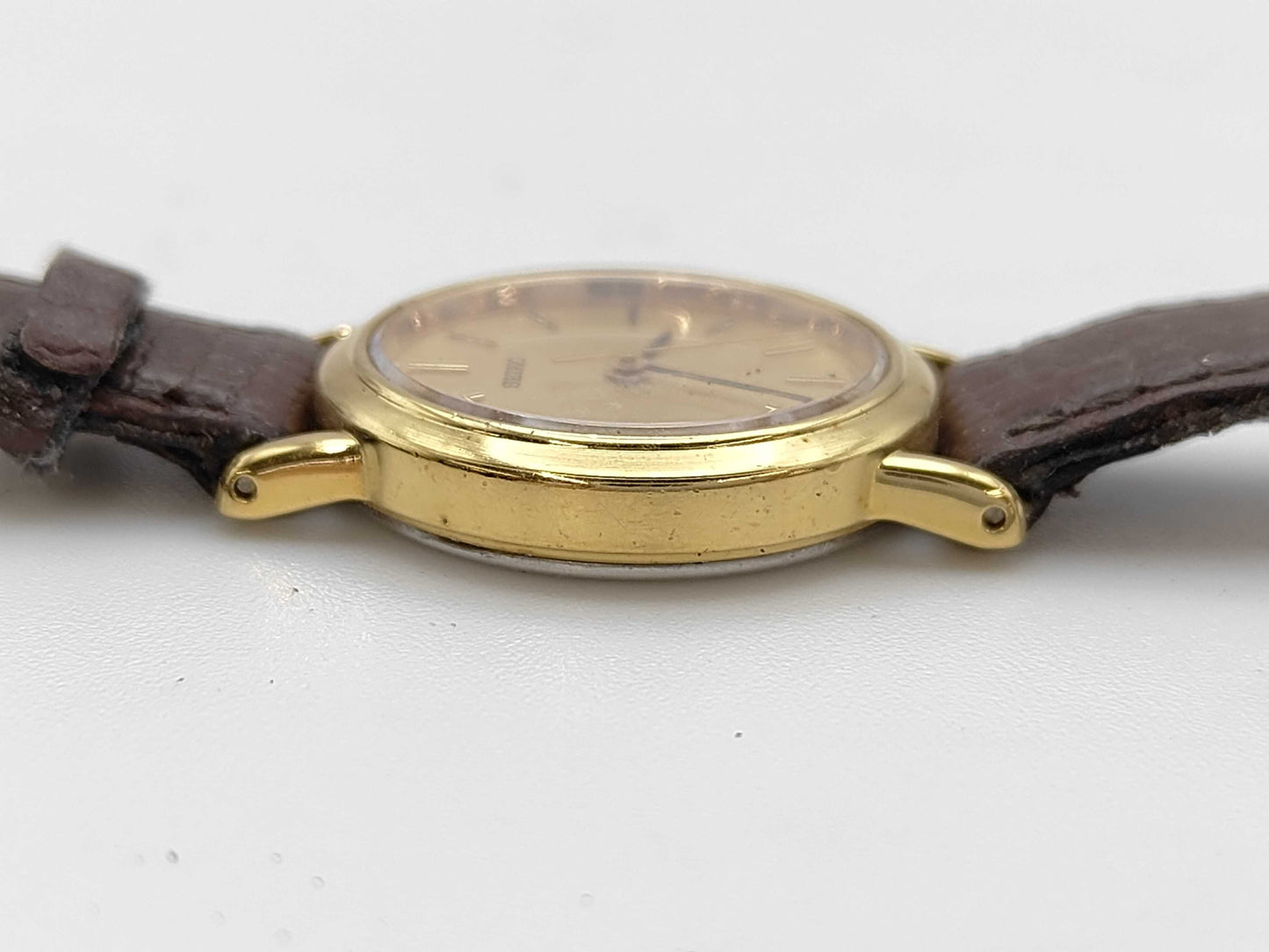 SEIKO 1F21-0C00 017945 Quartz Women's Watch