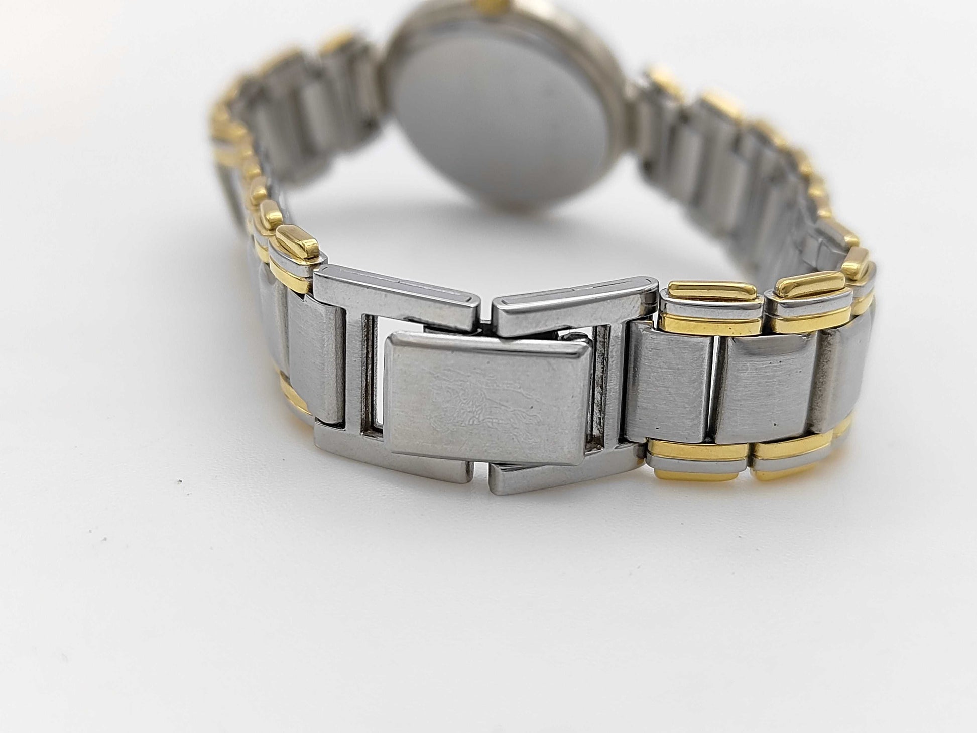 BURBERRY 17718 8000 Quartz Women's Watch