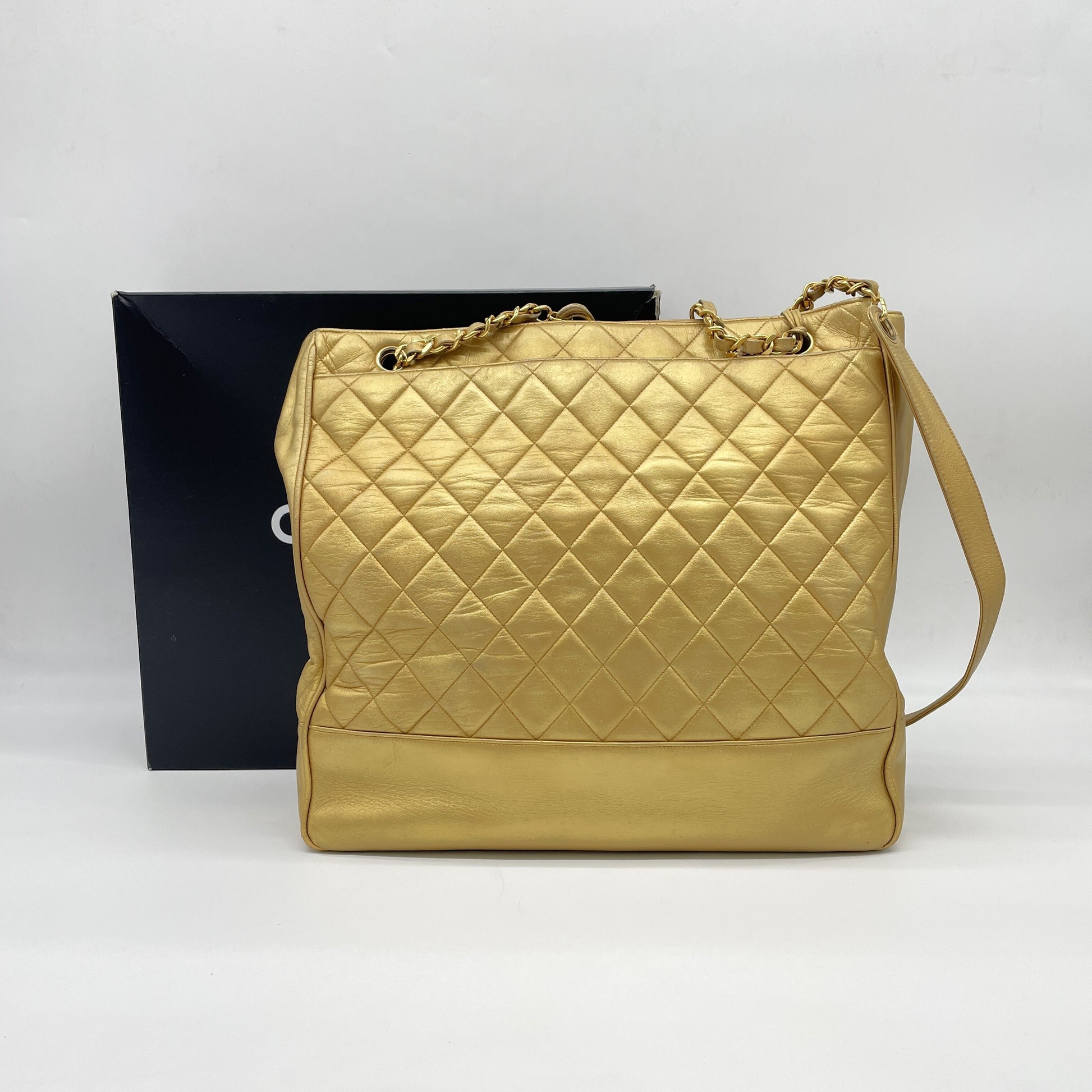 CHANEL CHANEL Coco Ball Matrasse Chain Tote 2nd Generation Shoulder Bag