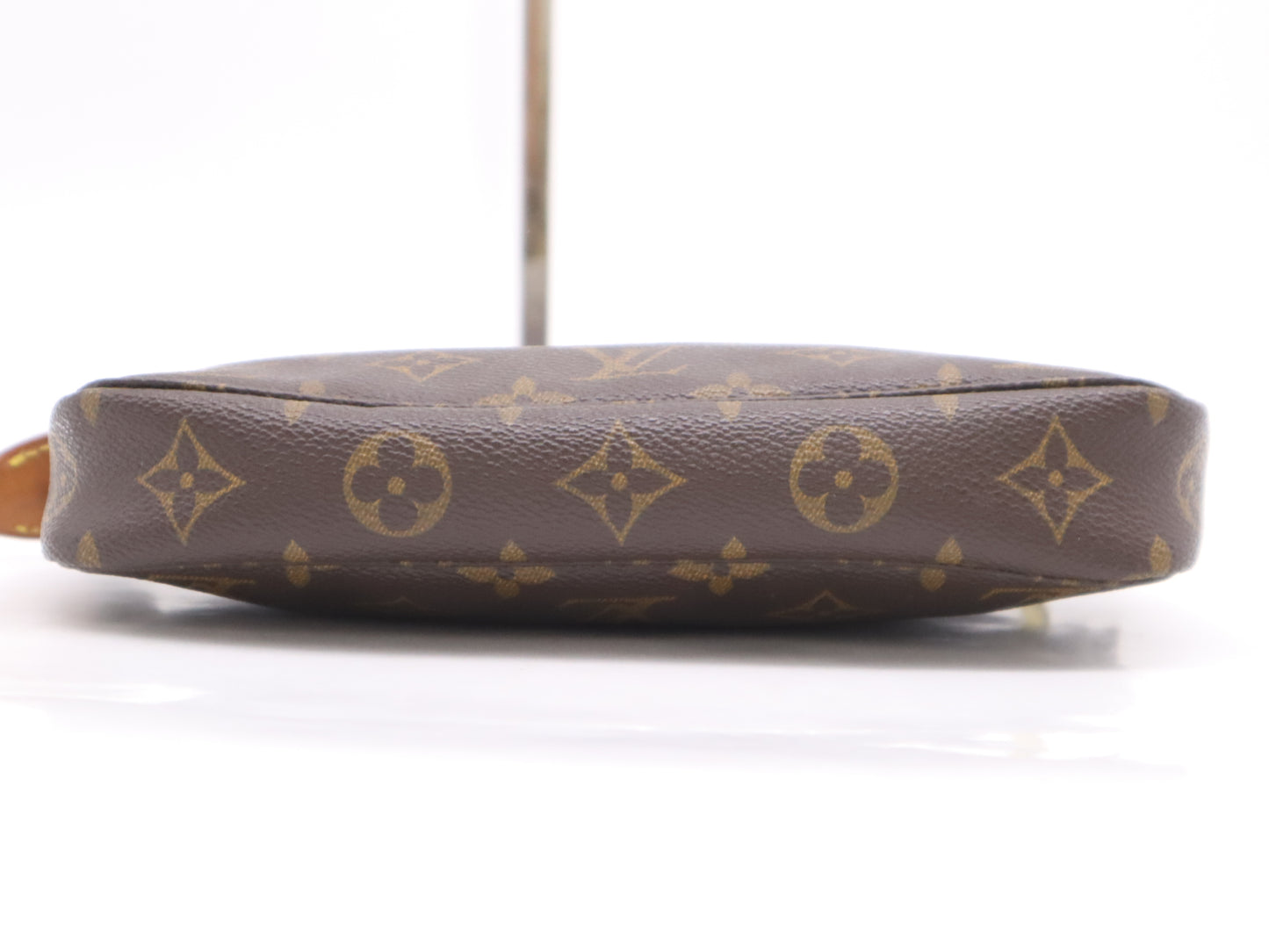LOUIS VUITTON M51980 Monogram Pochette Accessory Pouch