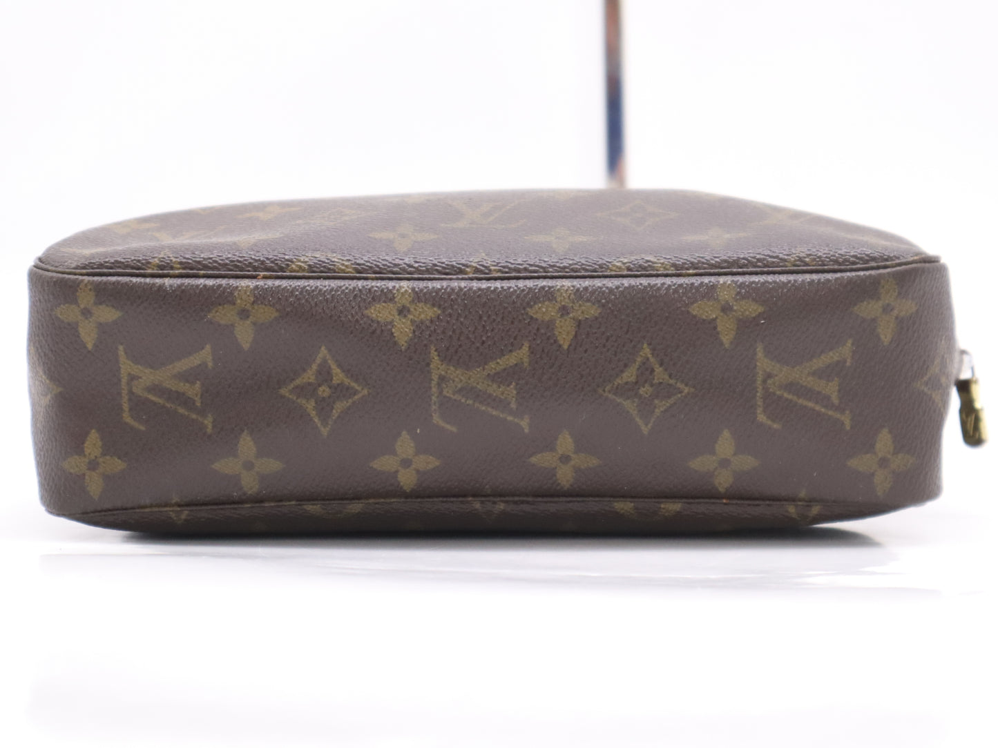 LOUIS VUITTON M47524 Monogram Truss Toilette 23 Pouch