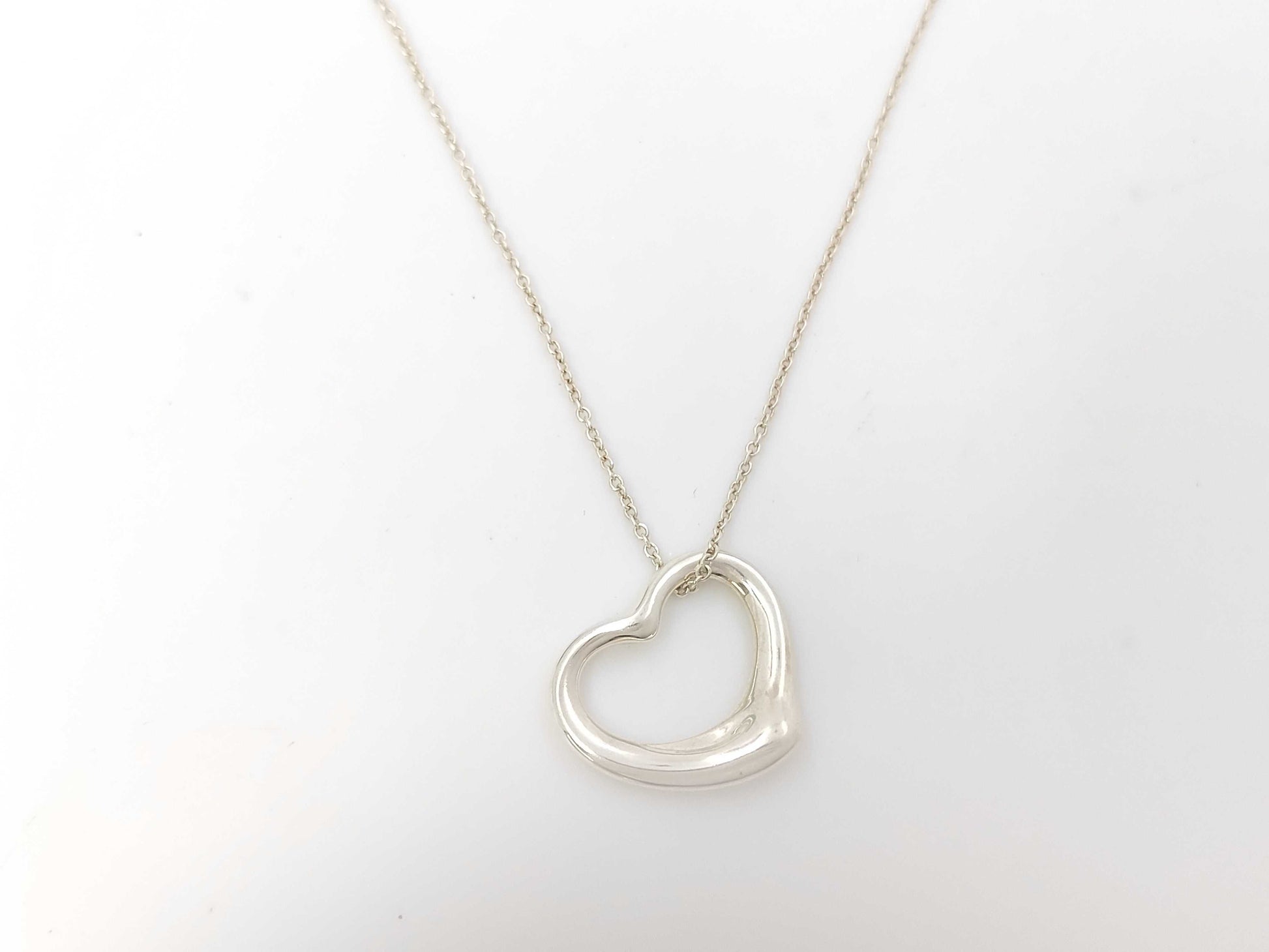 Tiffany & Co. SV925 Open Heart Necklace in Silver, with Box and Dust Bag