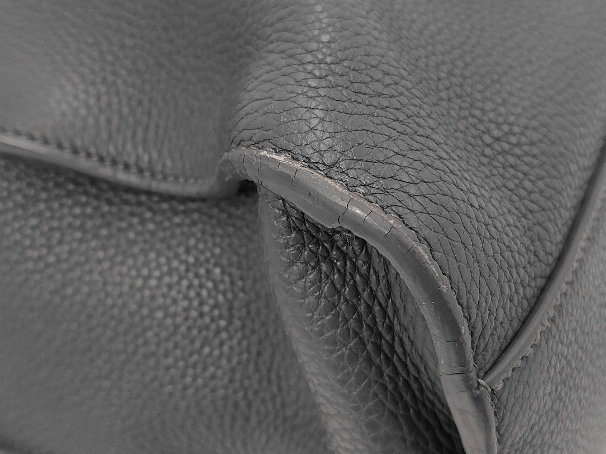 Yves Saint Laurent 631526 Leather Thin Large Sac de Jour Handbag in Grey with Cloche, Cadena, and Two Keys