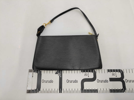 LOUIS VUITTON M52942 Epi Pochette Accessoires Noir Pouch
