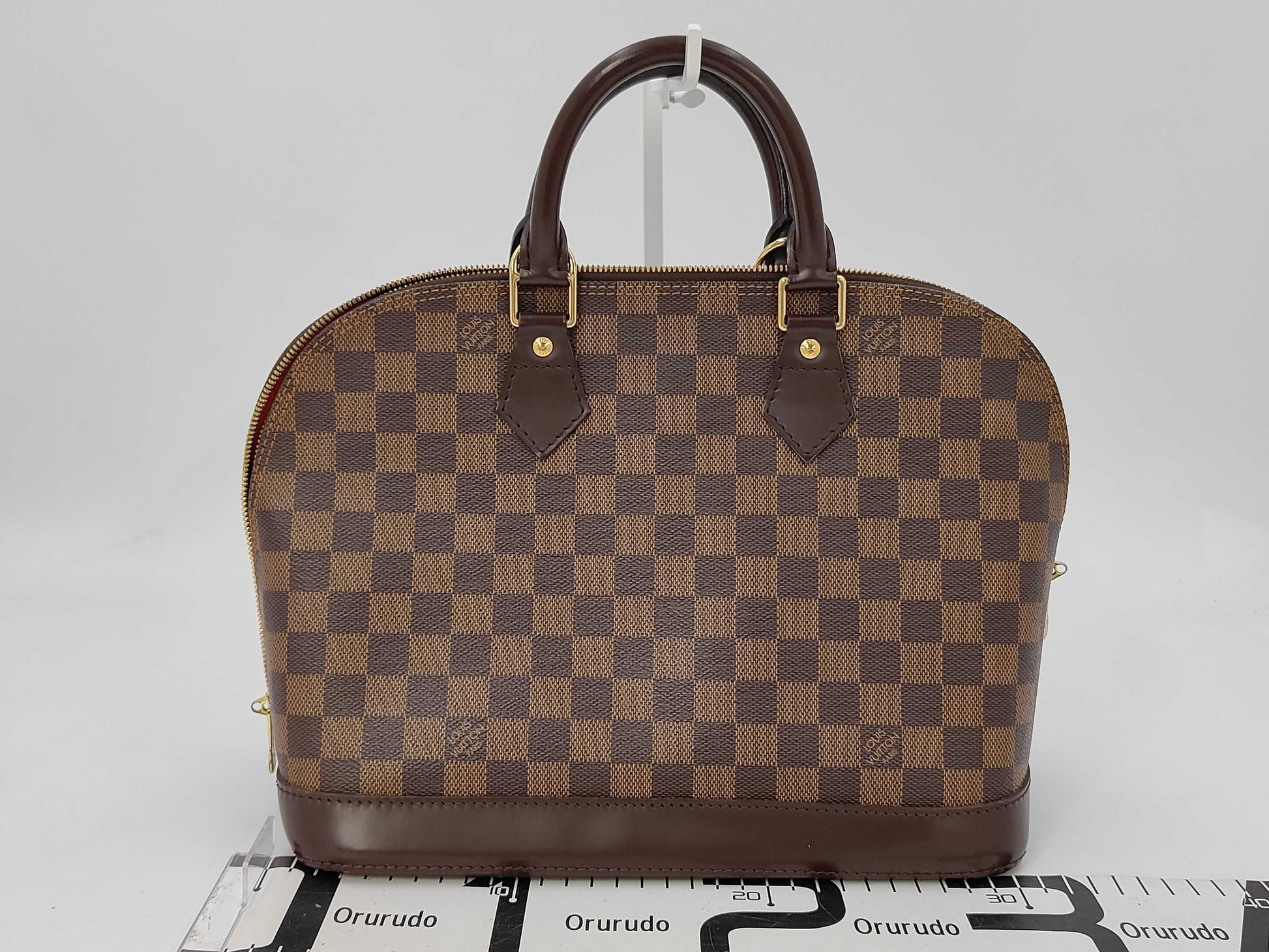 LOUIS VUITTON N51131 Damier Alma Handbag